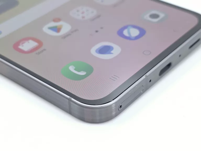 samsung-galaxy-a56-8256gb-system-operacyjny-4388-1