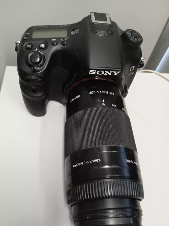 sony-alpha-77ii-obiektyw-sony-45-5675-300-w-zestawie-814-1