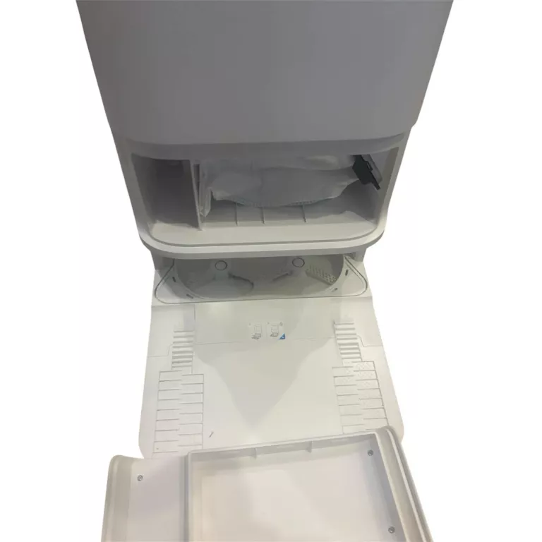 robot-sprzatajacy-mova-e30-ultra-75w-bialy-czujniki-205846-1