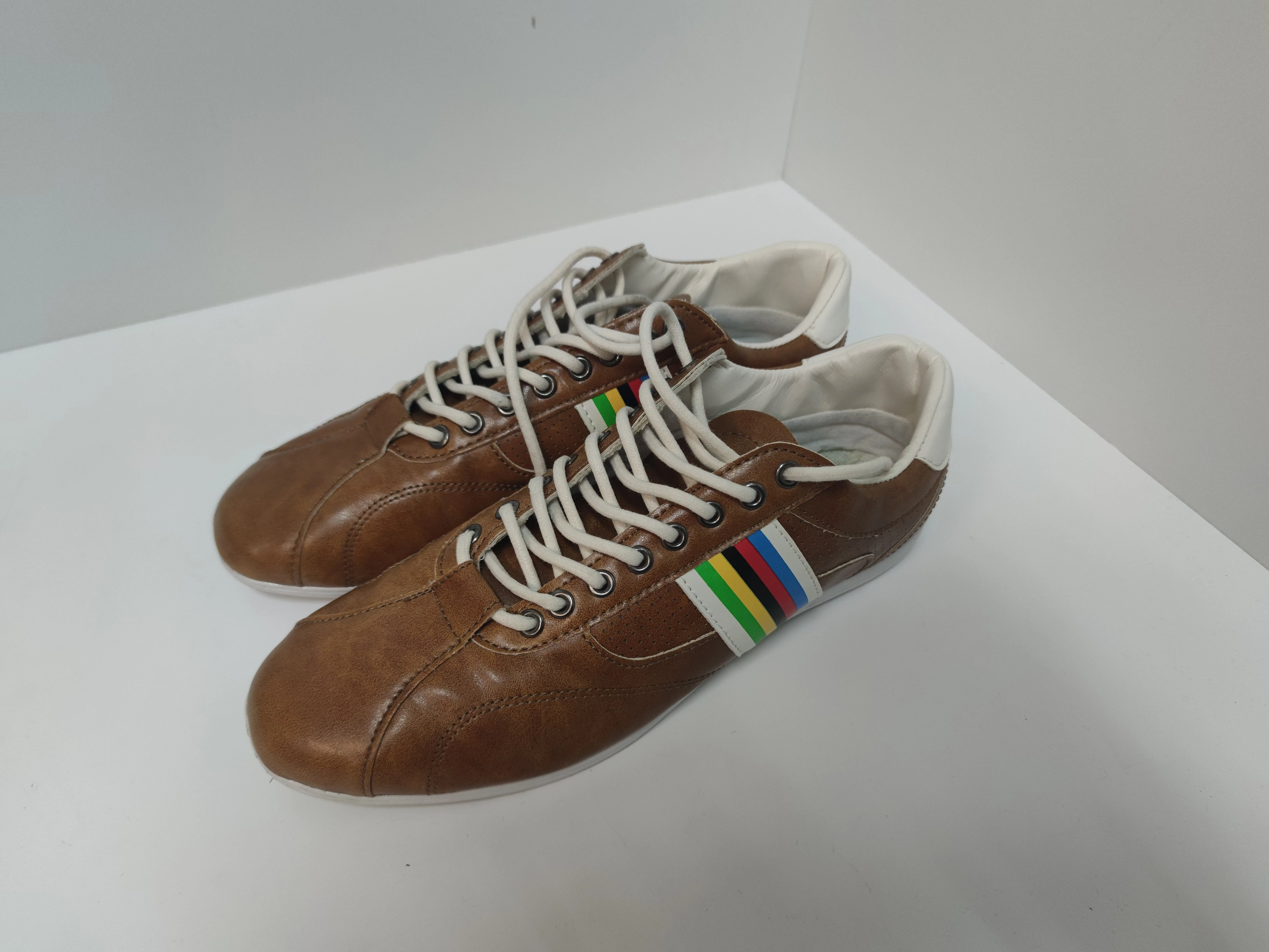 meskie-buty-vintage-r43-ean-gtin-8050161663301