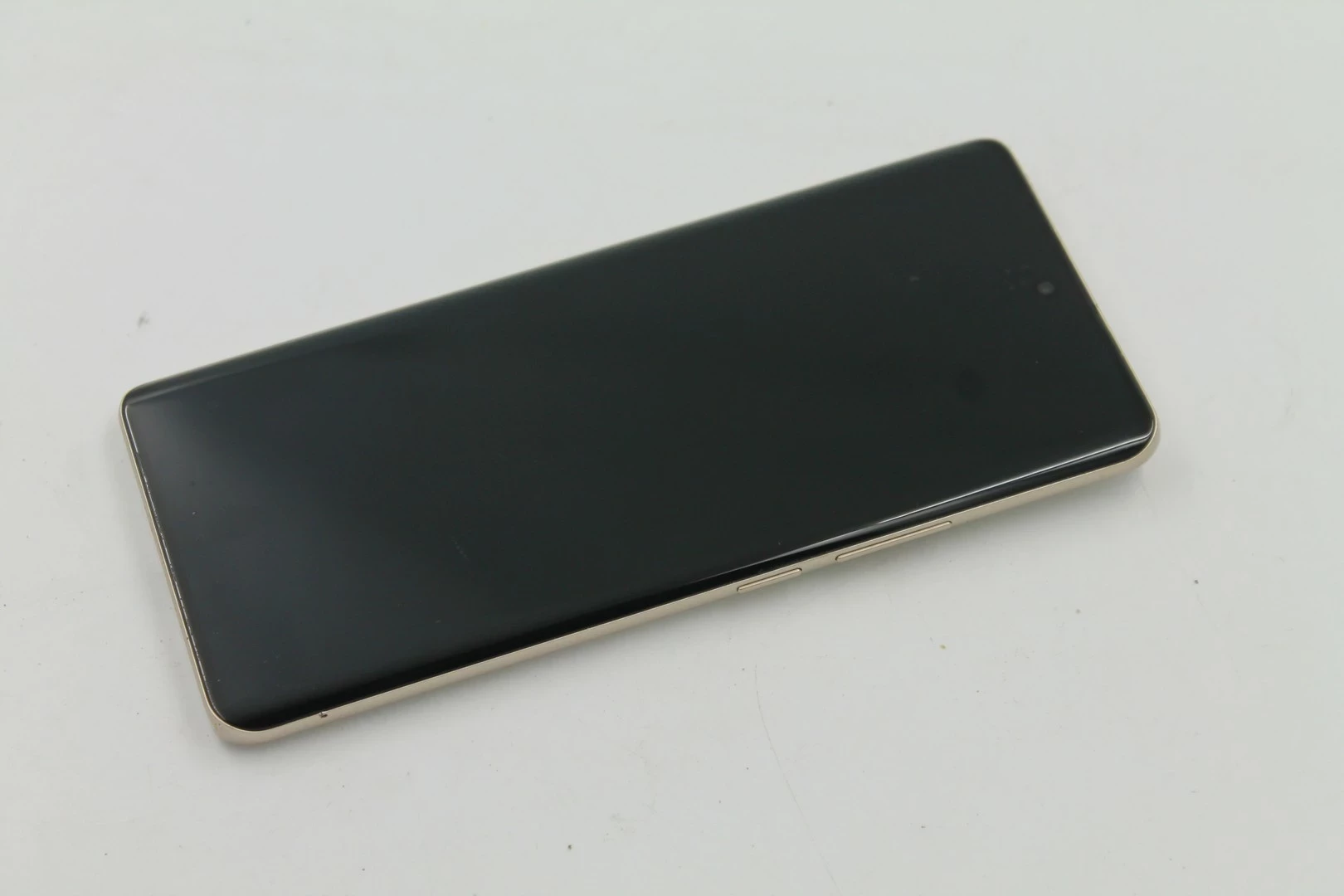 telefon-realme-14-pro-komplet-ean-gtin-6941764453913