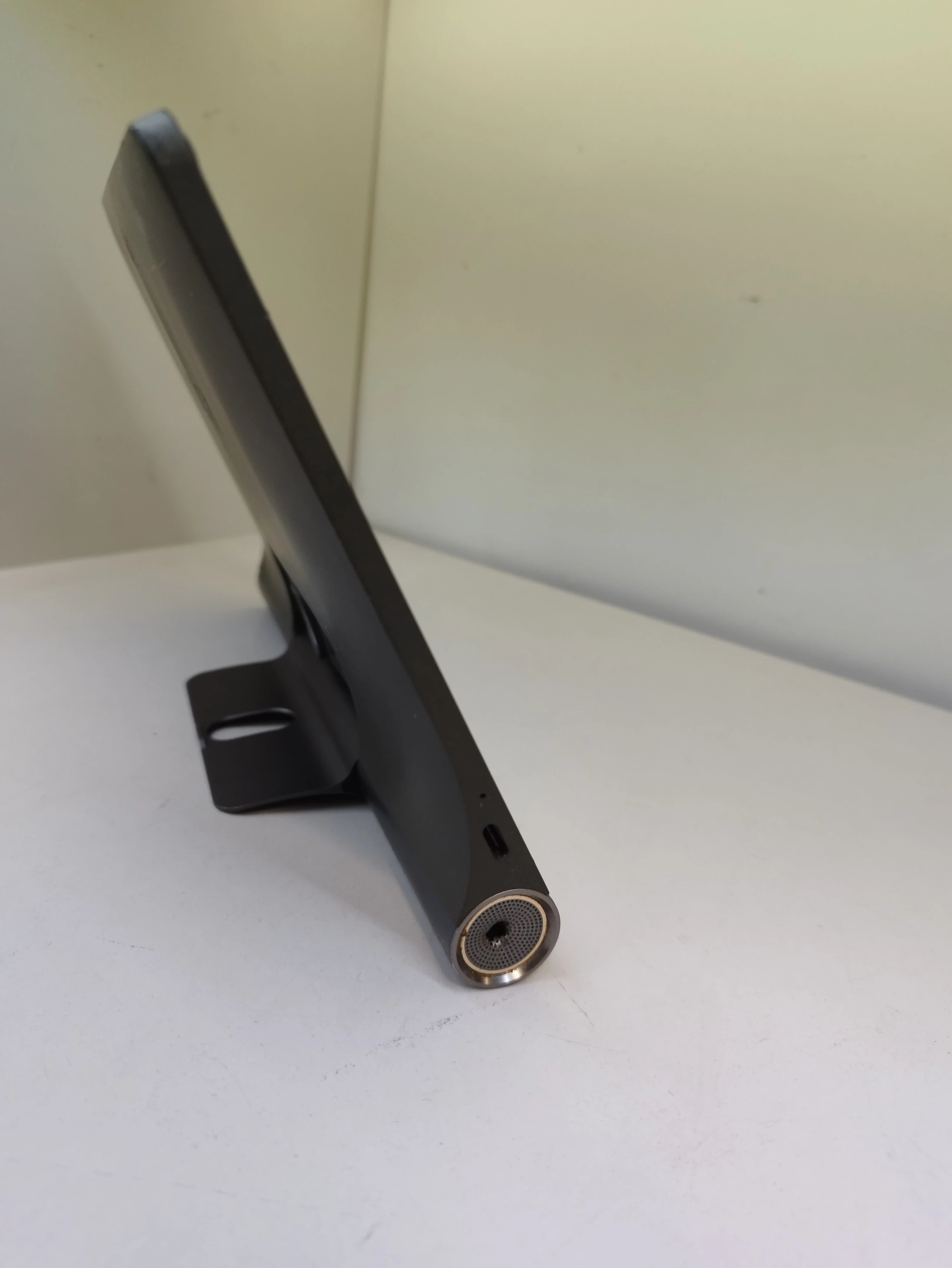 lenovo-yoga-smart-tab-yt-x705l-101-464-gb-lte-ean-gtin-193638190363