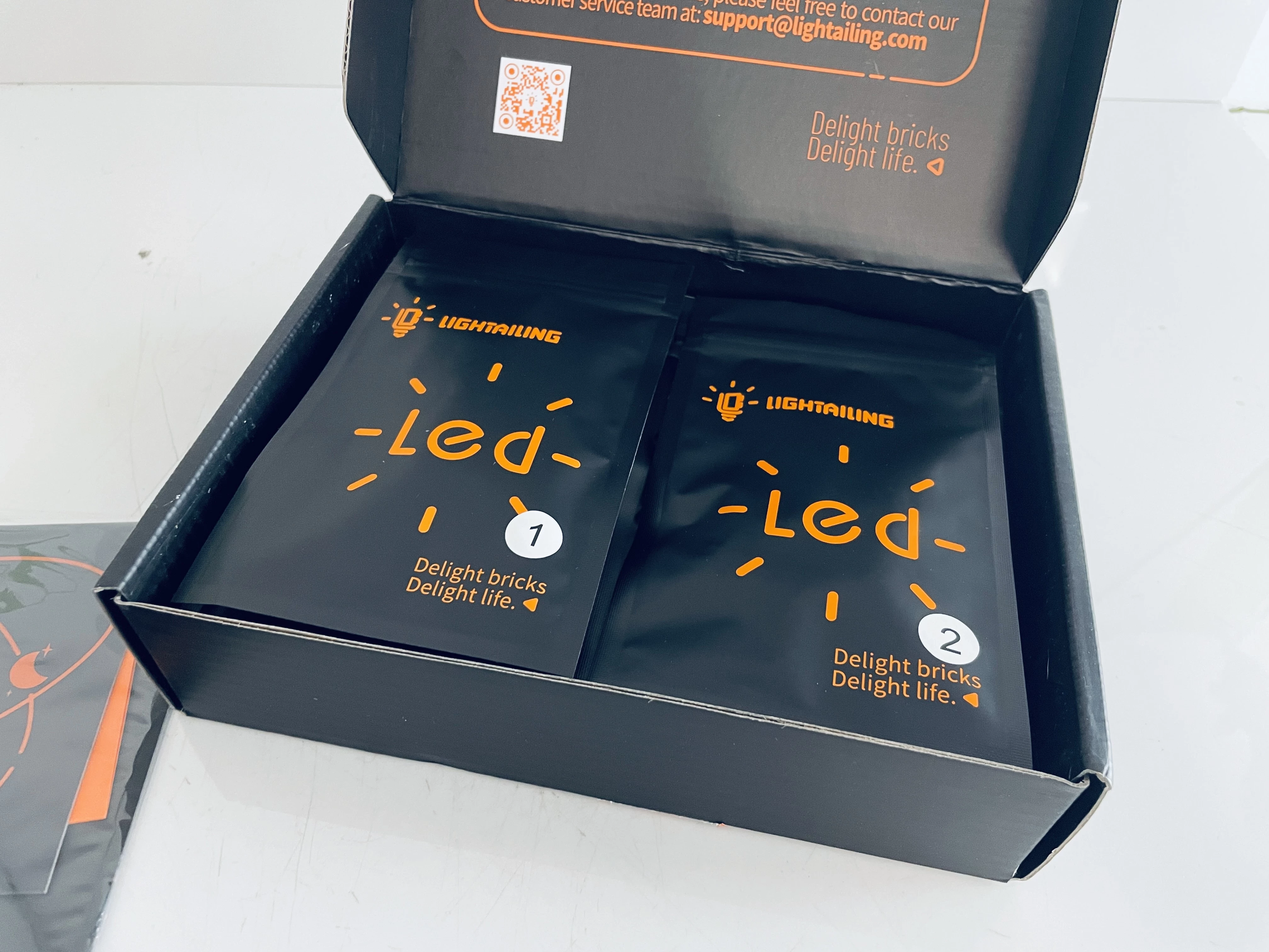 oswietlenie-lego-light-kit-for-keith-haring-dancing-figures-31216-stan-11323-2