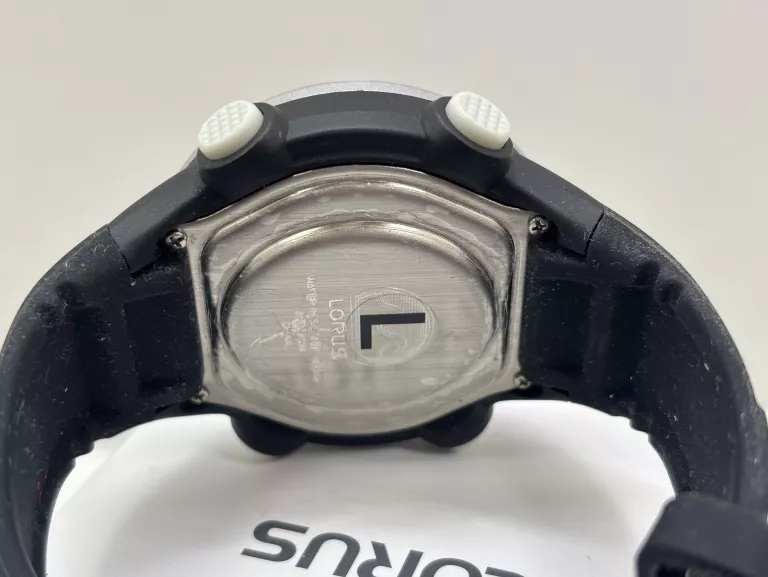 zegarek-lorus-r23010x9-material-paska-129219-380593