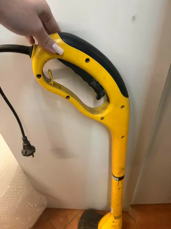 podkaszarka-krezus-w250-kod-producenta-podkaszarka-zestaw