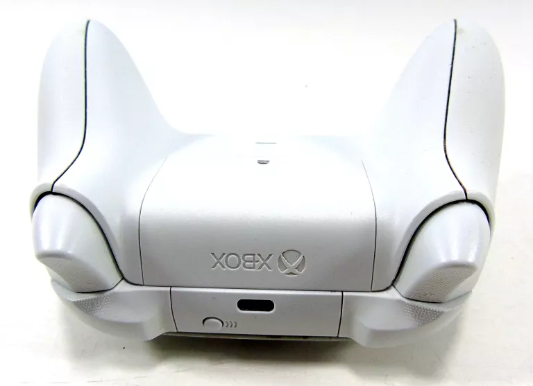 konsola-xbox-series-s-512ssd-kab-pad-zawiera-baterie-250685-2006717