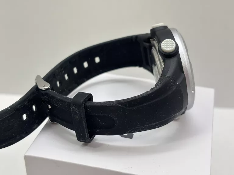 zegarek-lorus-r23010x9-ksztalt-koperty-129223-3