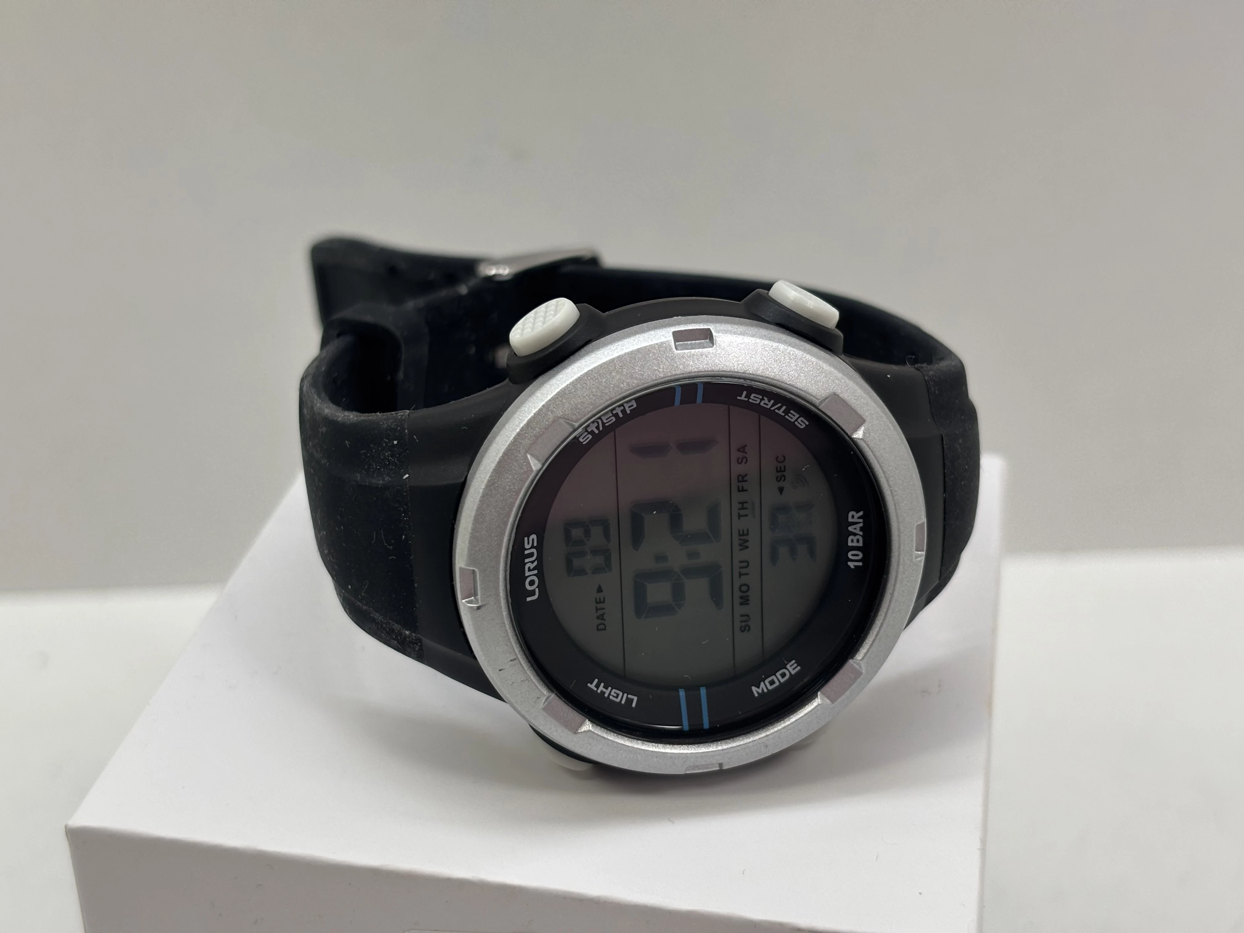 zegarek-lorus-r23010x9-pulawska-103-warszawa