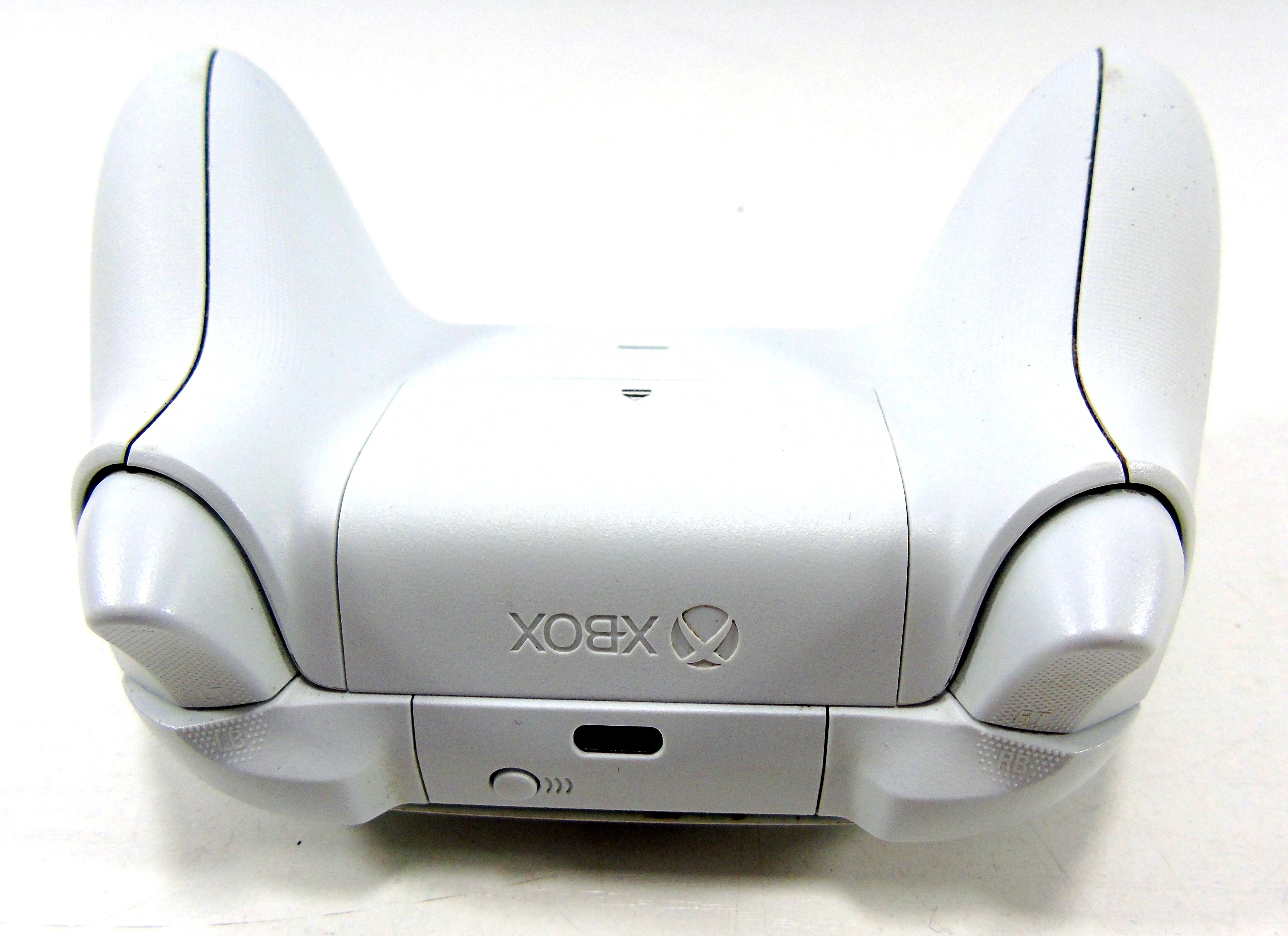 konsola-xbox-series-s-512ssd-kab-pad-zawiera-baterie-250685-2006717