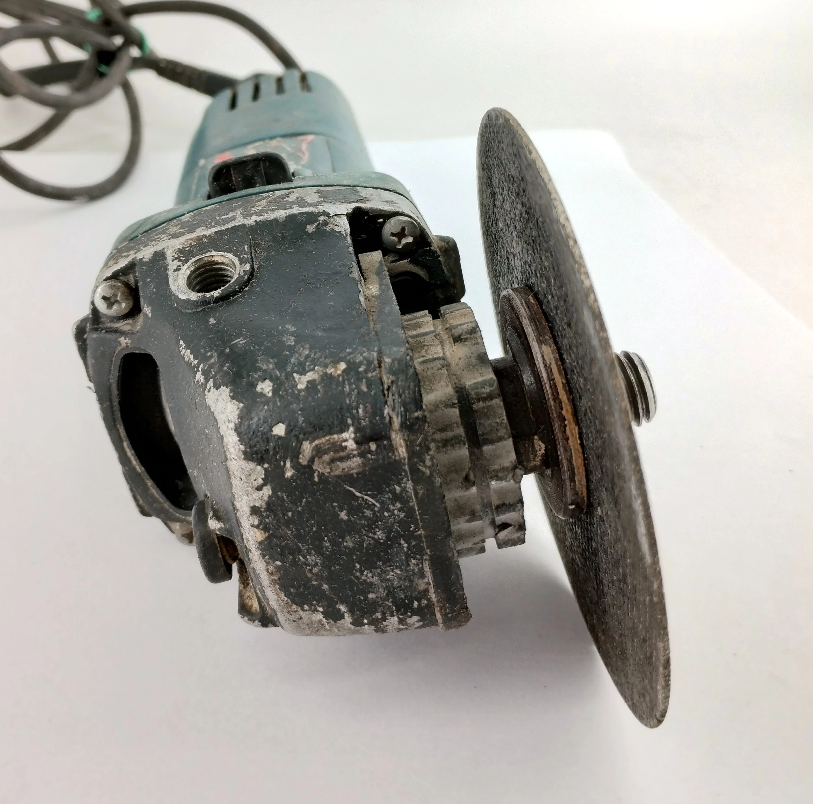 bosch-szlifierka-katowa-gws-6-profi-rodzaj-250123-1798302