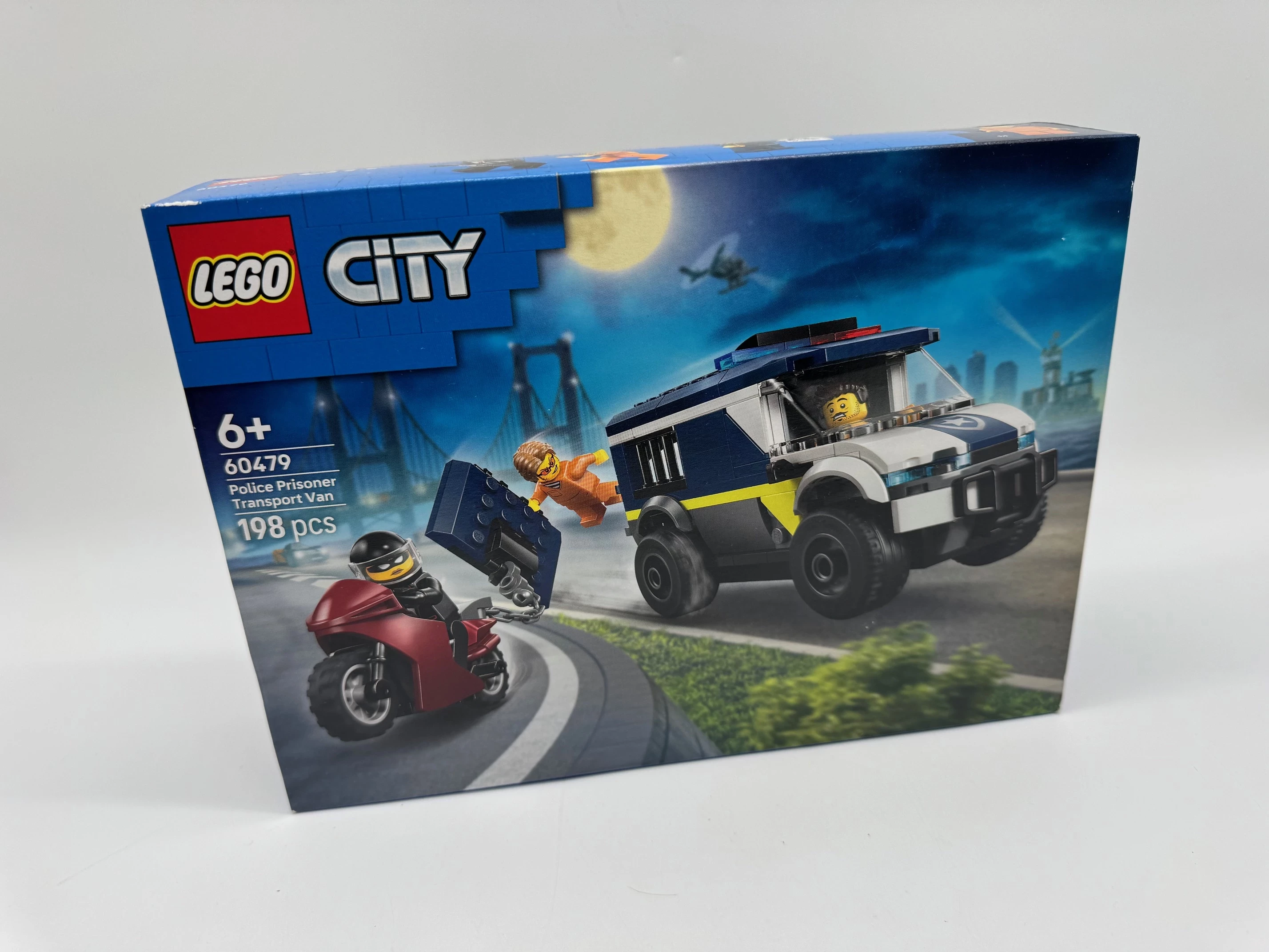 lego-city-60479-police-prisoner-transport-van-wroclawska-6-milicz-centrum