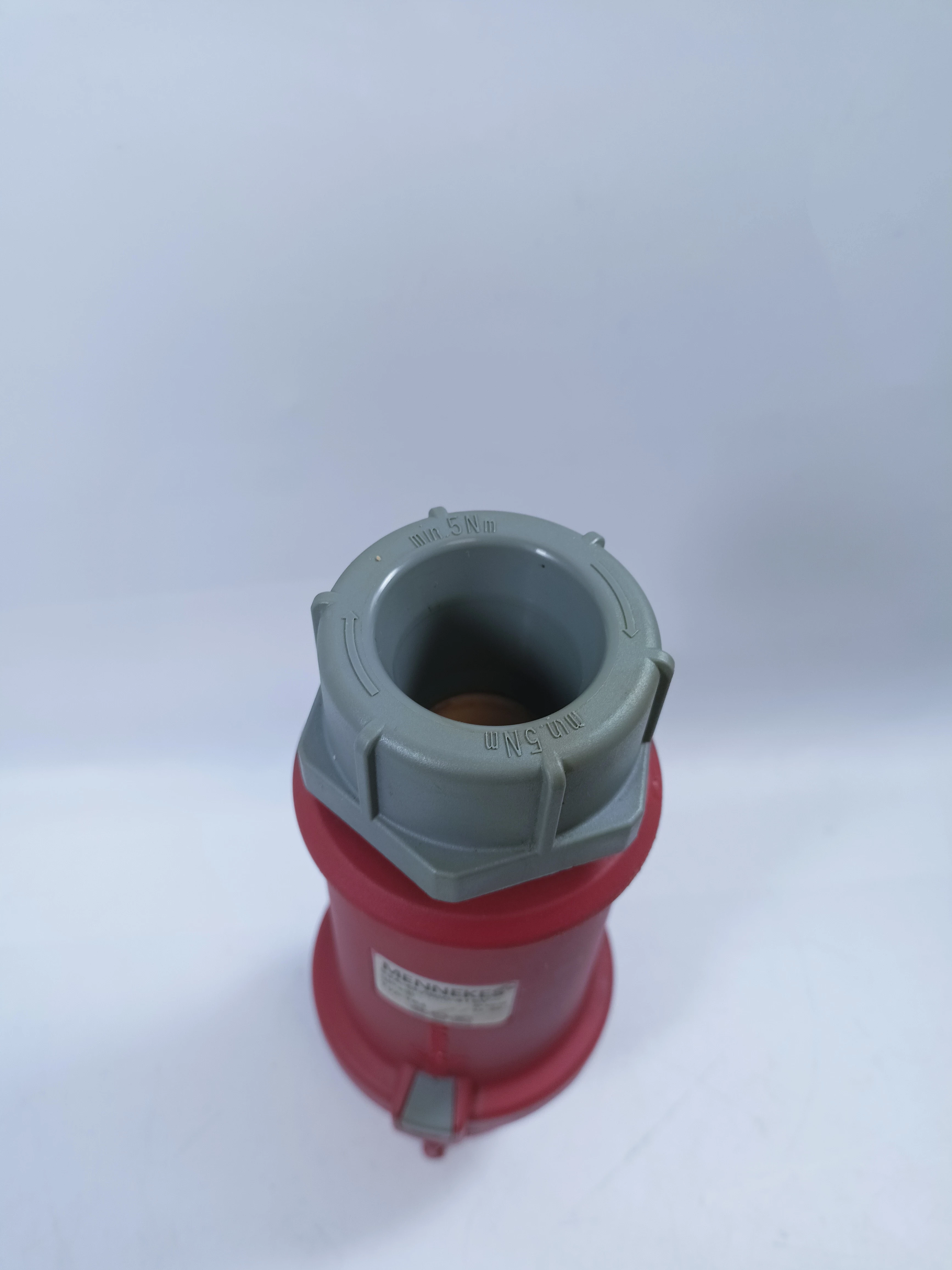 gniazdo-mennekes-32a-6h-380-415v-liczba-gniazdek-18714-1