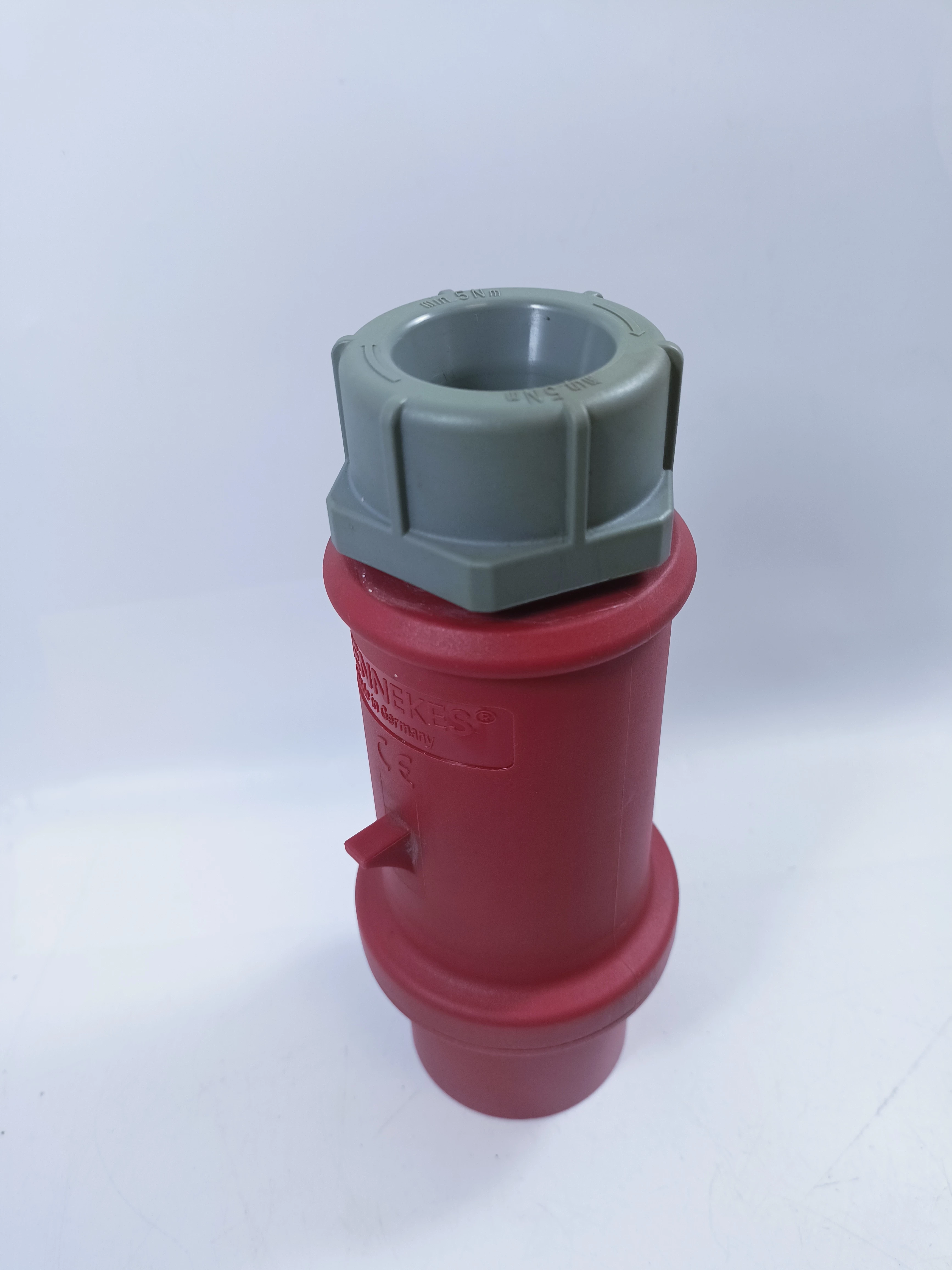 gniazdo-mennekes-32a-6h-380-415v-typ-gniazda-18712-4