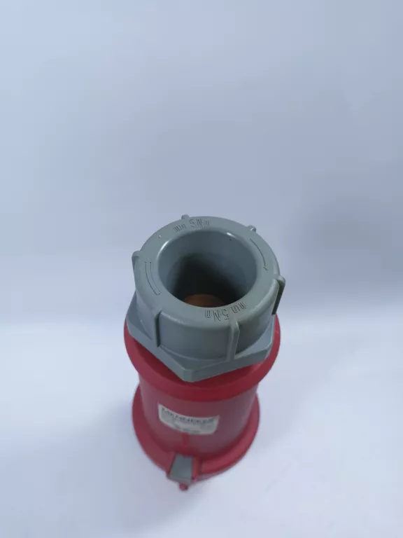 gniazdo-mennekes-32a-6h-380-415v-liczba-gniazdek-18714-1