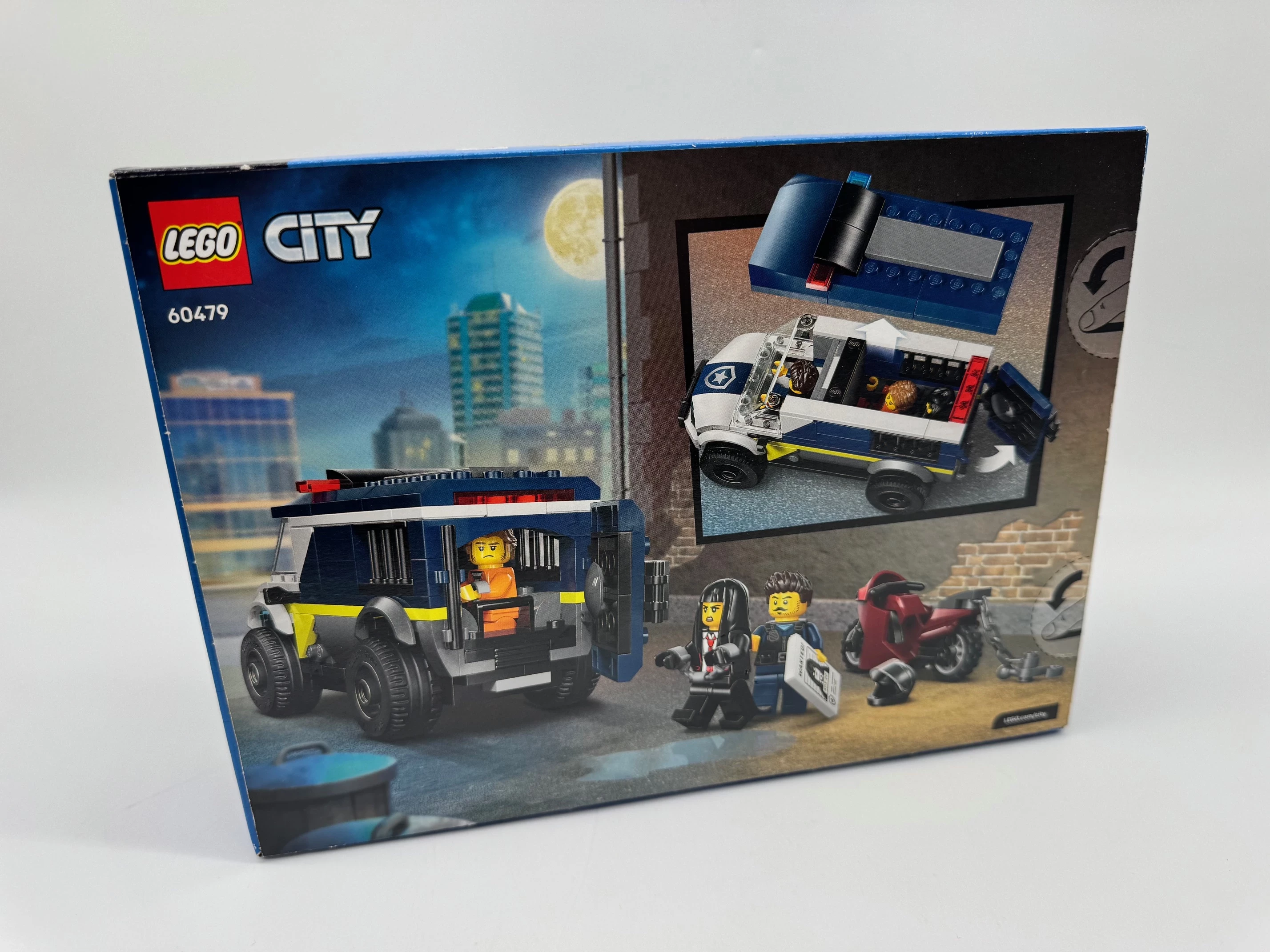 lego-city-60479-police-prisoner-transport-van-wiek-dziecka-3475-60