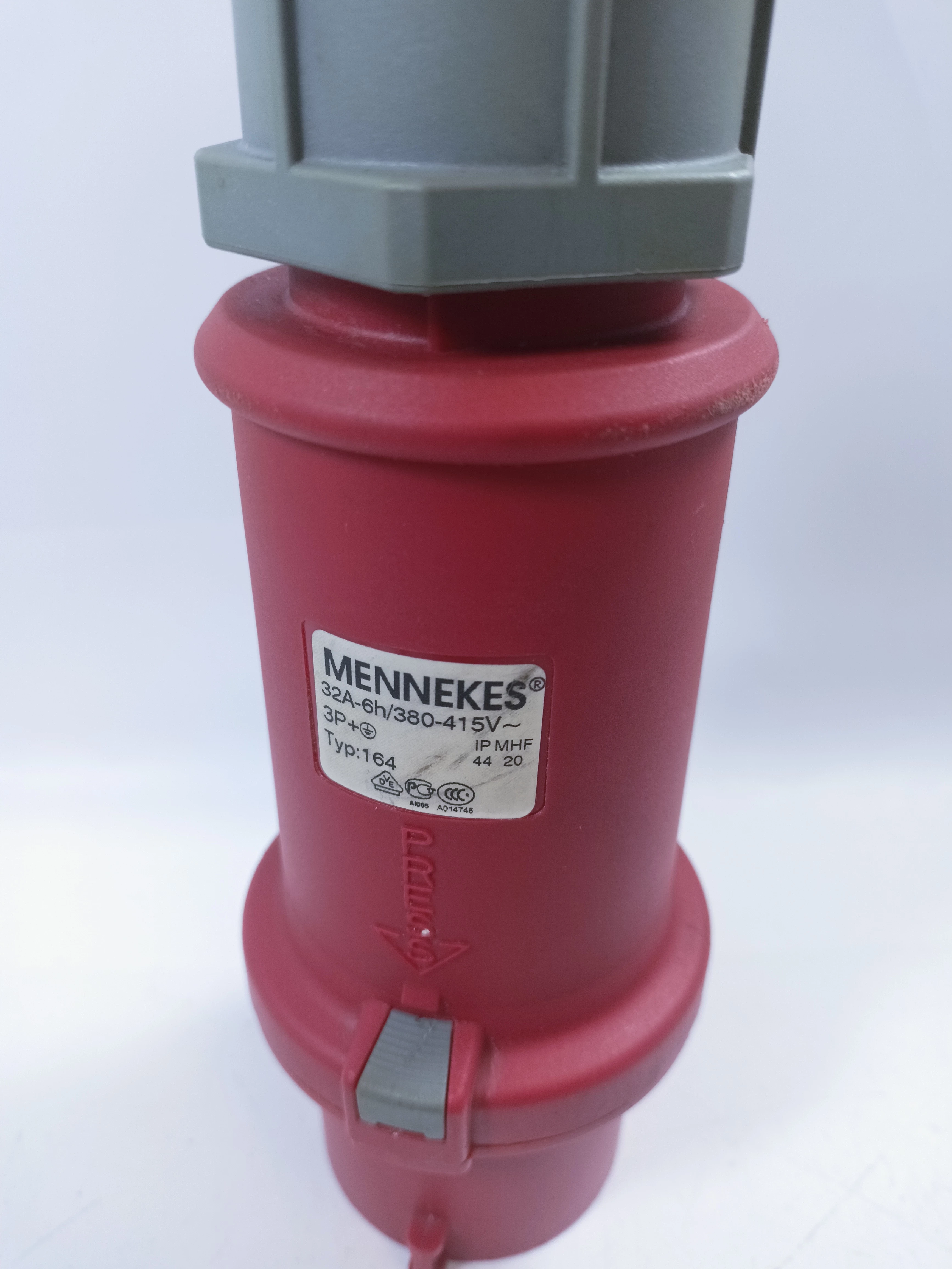 gniazdo-mennekes-32a-6h-380-415v-stan-11323-2