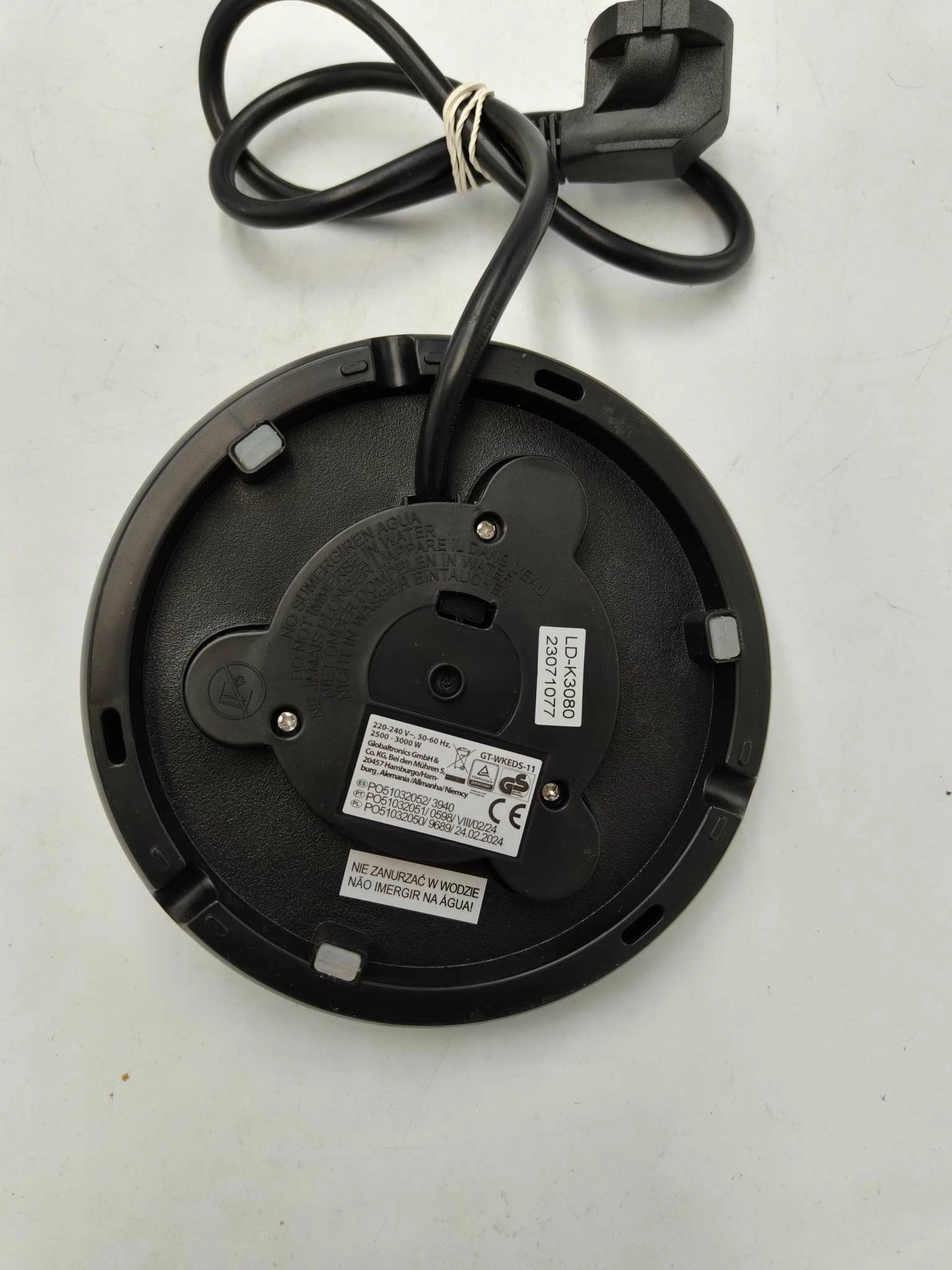 czajnik-elektryczny-gt-wkeds-czarny-17l-marka-248811-1063559