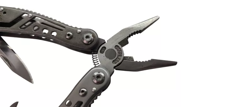jeep-multitool-noz-scyzoryk-kombinerki-klucz-narzedzie-wielofunkcyjne-jeep-rodzaj-249221-1121067
