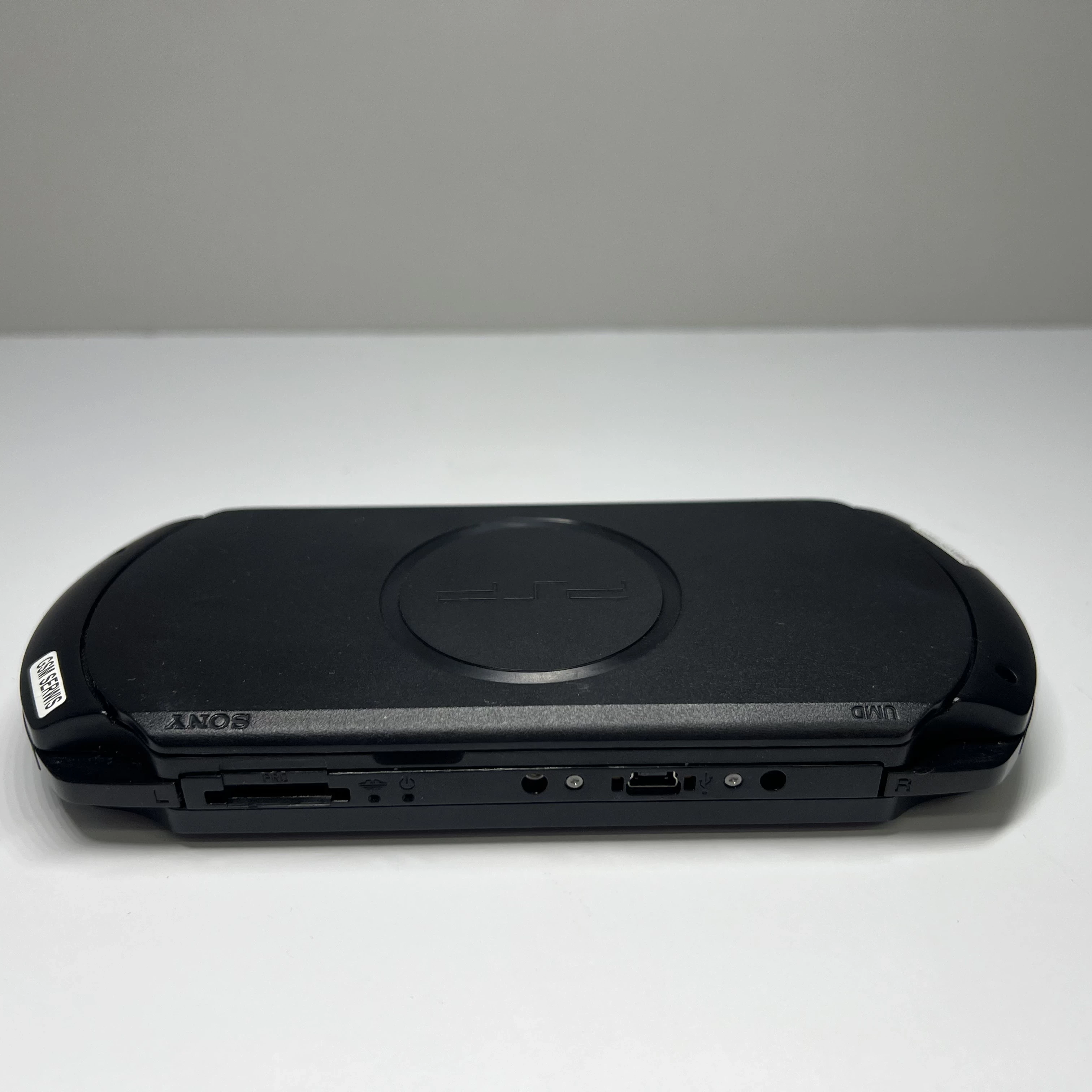 konsola-playstation-portable-psp-e1004-slim2gry-zestaw-waga-produktu-z-opakowaniem-jednostkowym-1000