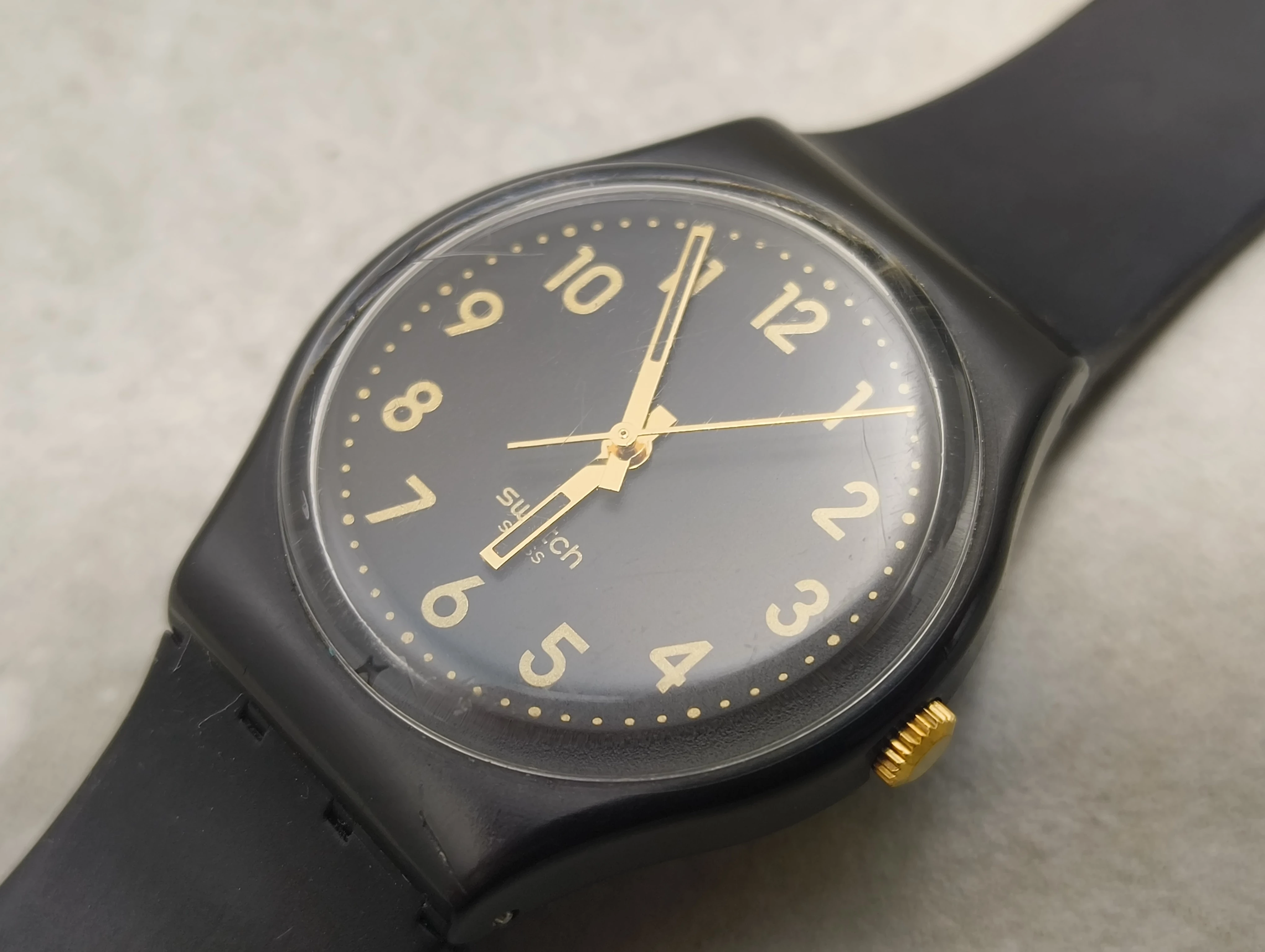 zegarek-swatch-golden-tac-czarny-marka-248811-1947603
