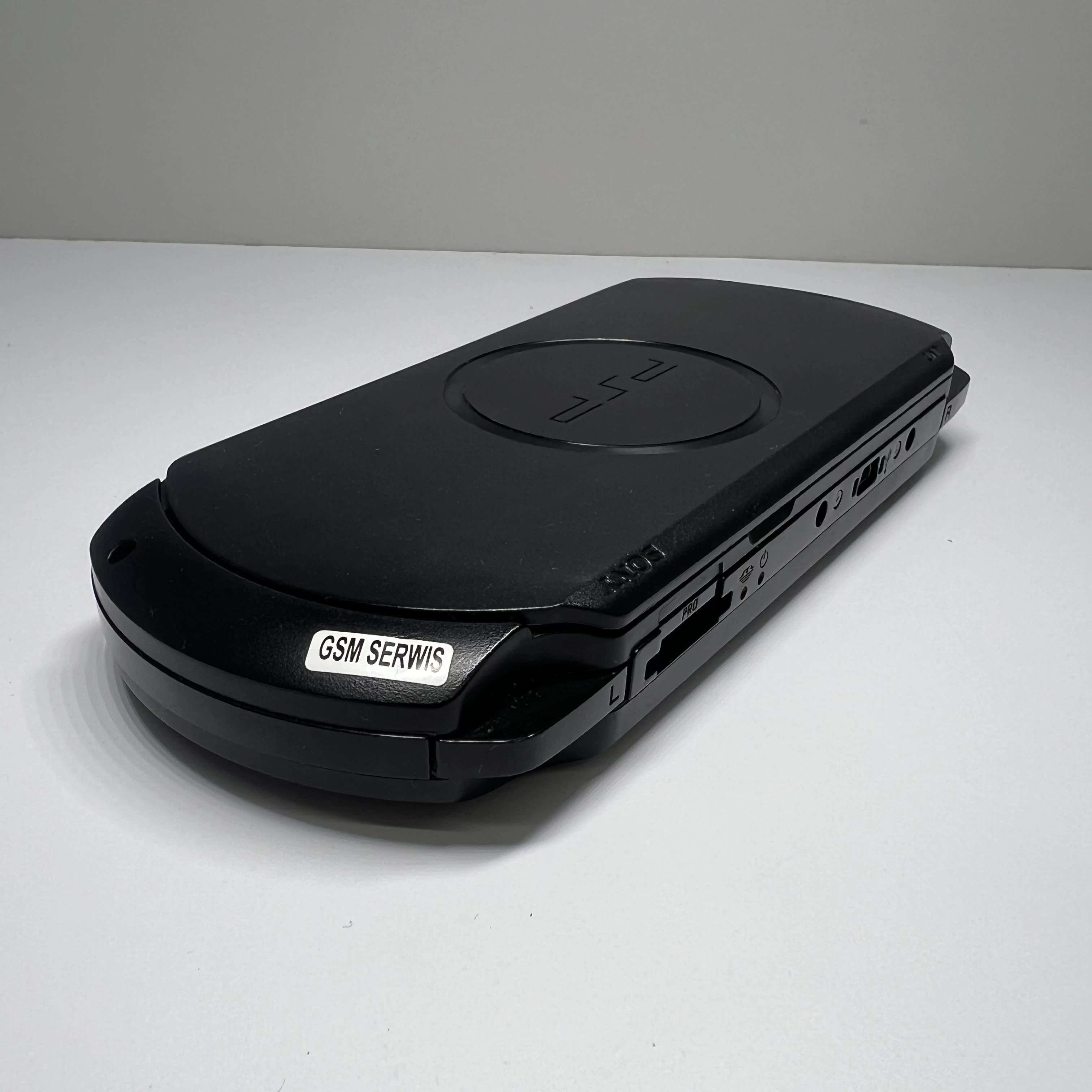 konsola-playstation-portable-psp-e1004-slim2gry-zestaw-certyfikaty-zgodnosci-218669-1