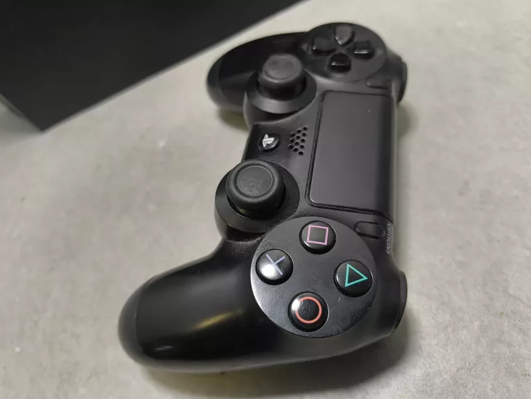 konsola-ps4-fat-500gb-pad-uszk-obudowa-wersja-130590-2