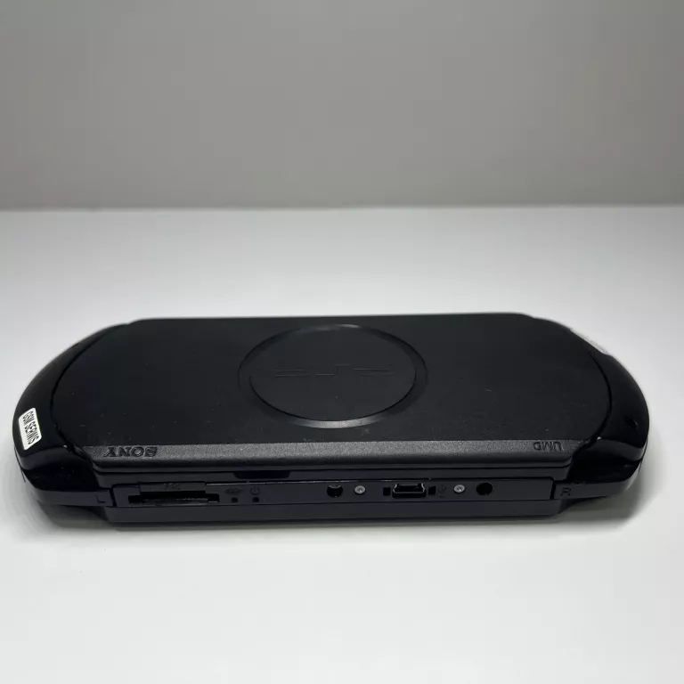 konsola-playstation-portable-psp-e1004-slim2gry-zestaw-waga-produktu-z-opakowaniem-jednostkowym-1000
