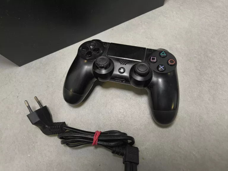 konsola-ps4-fat-500gb-pad-uszk-obudowa-stan-11323-2