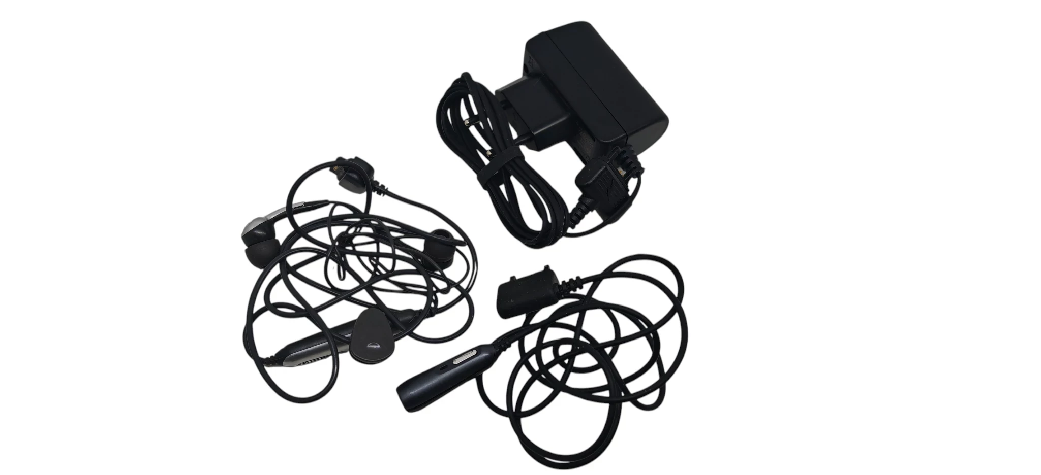 telefon-sony-ericsson-hazel-wbudowana-pamiec-202869-214229