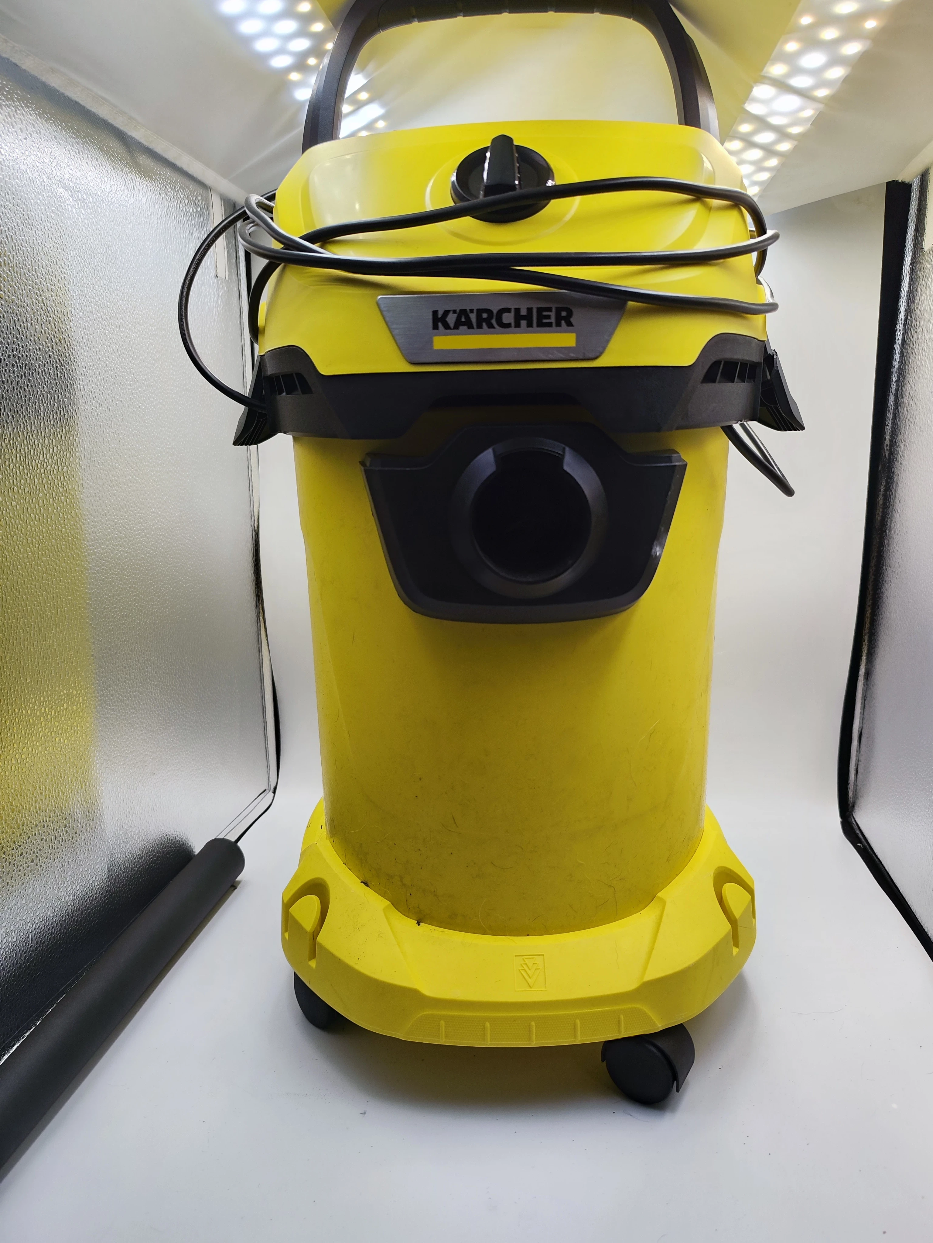 odkurzacz-uniwersalny-karcher-wd-3-komplet-paragon-napiecie-zasilania-23000