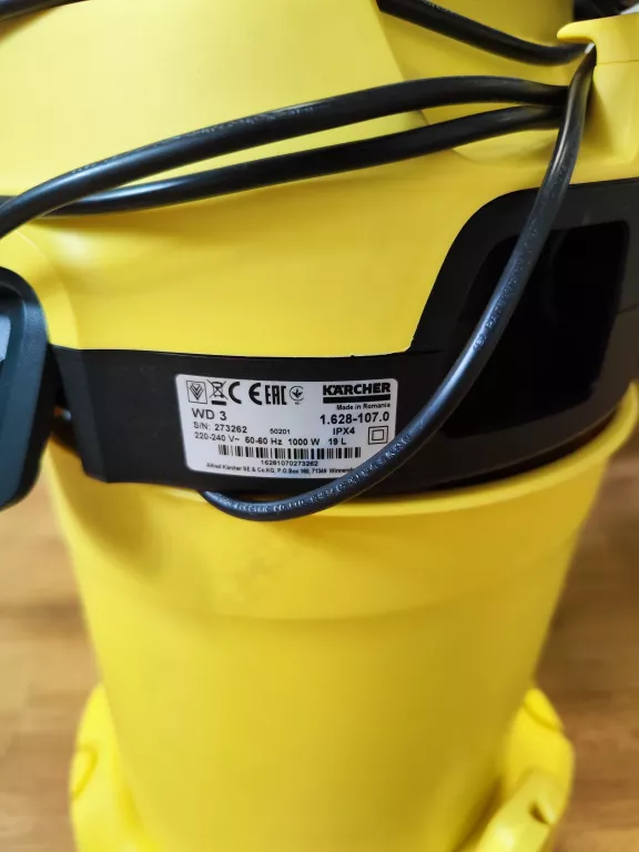 odkurzacz-uniwersalny-karcher-wd-3-komplet-paragon-maksymalna-moc-100000