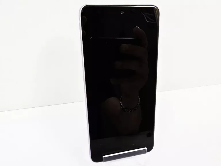 telefon-samsung-galaxy-s21-fe-5g-6128gb-lawendowy-kabel-pudelko-stan-11323-2