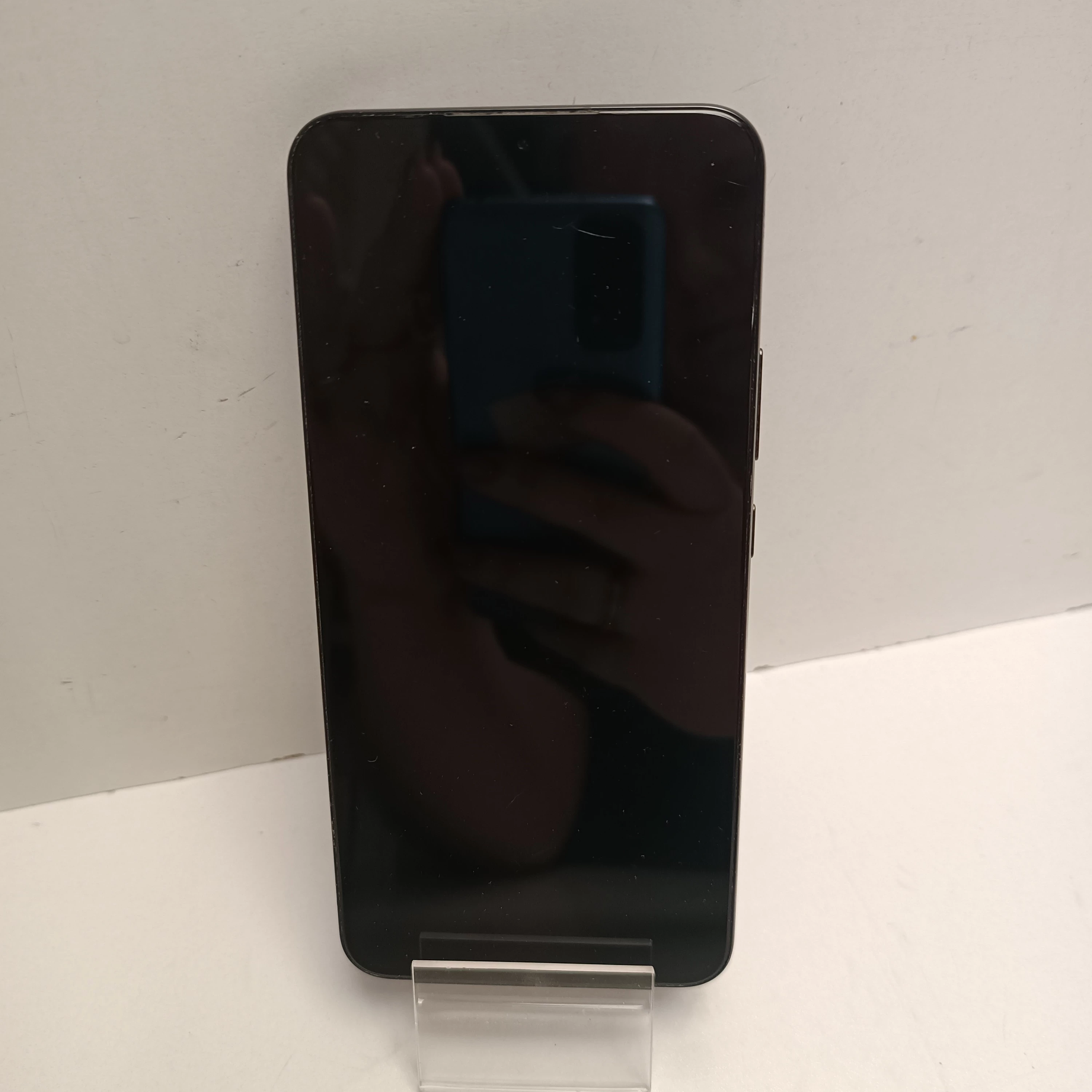 telefon-samsung-galaxy-s22-8256gb-stan-11323-2