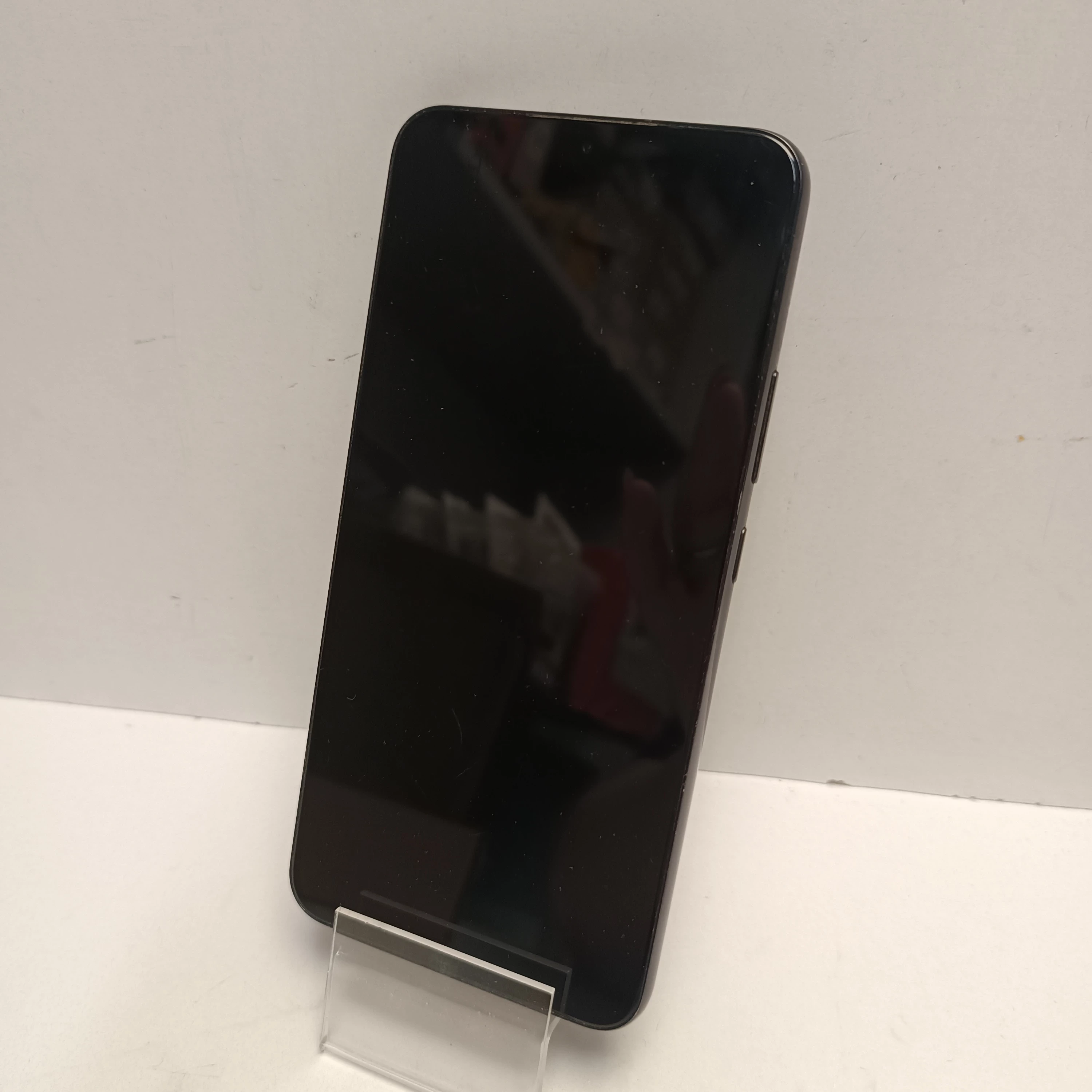 telefon-samsung-galaxy-s22-8256gb-ean-gtin-8806092934146