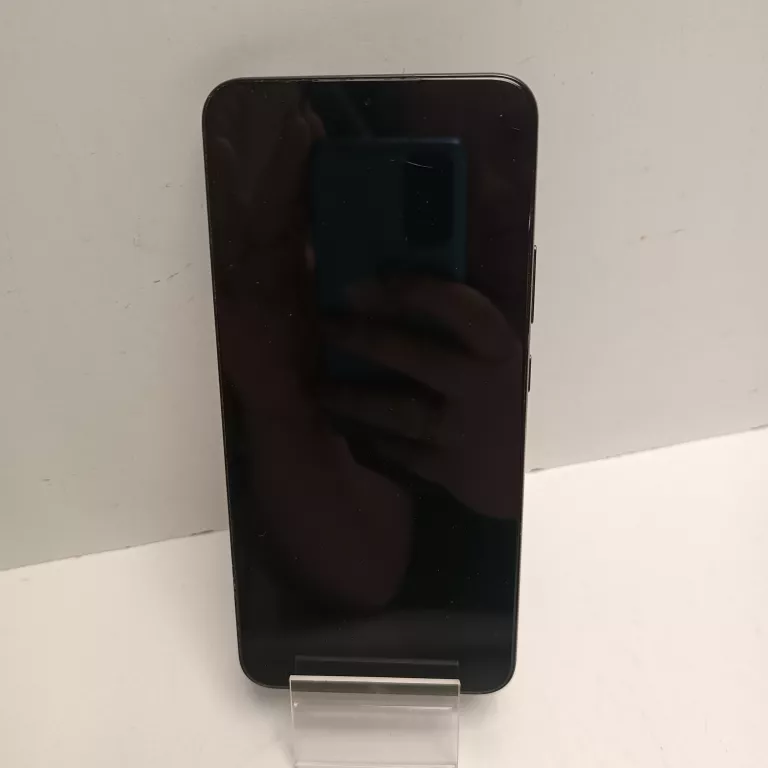 telefon-samsung-galaxy-s22-8256gb-stan-11323-2