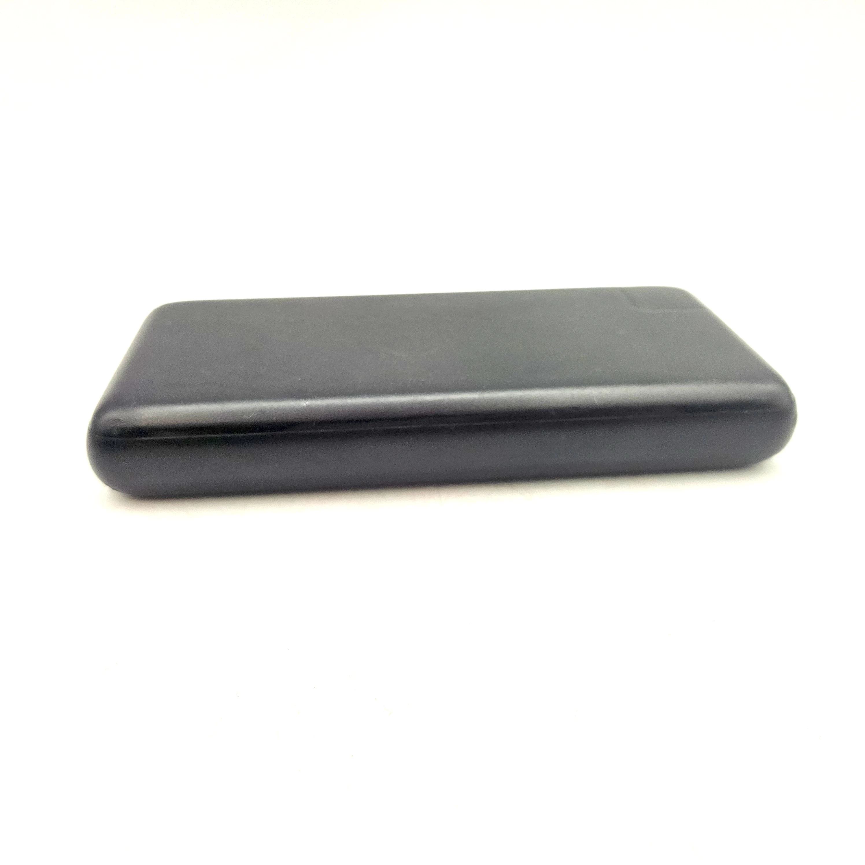 powerbank-27000mah-przenosna-ladowarka-kabel-usb-b07p-czarny-zlacza-210270-1