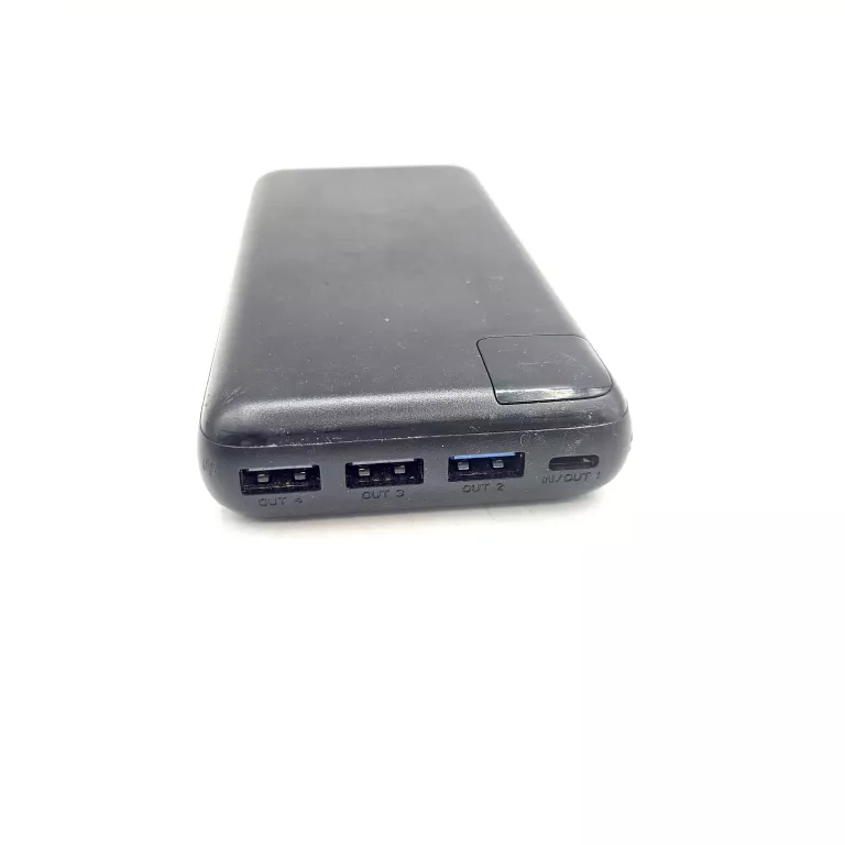 powerbank-27000mah-przenosna-ladowarka-kabel-usb-b07p-czarny-stan-11323-2