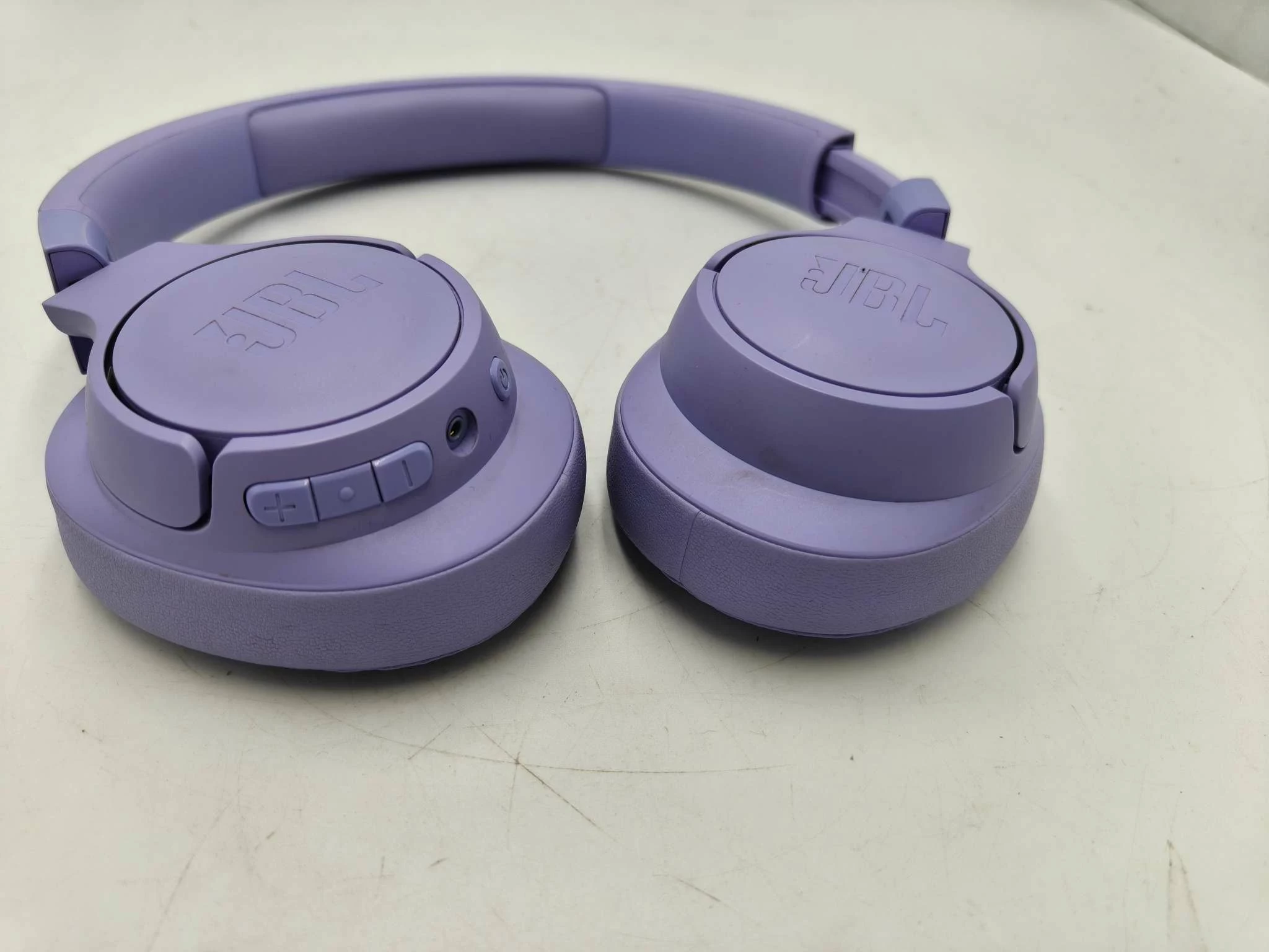 sluchawki-bt-nauszne-jbl-tune-720-bt-fioletowe-stan-11323-2