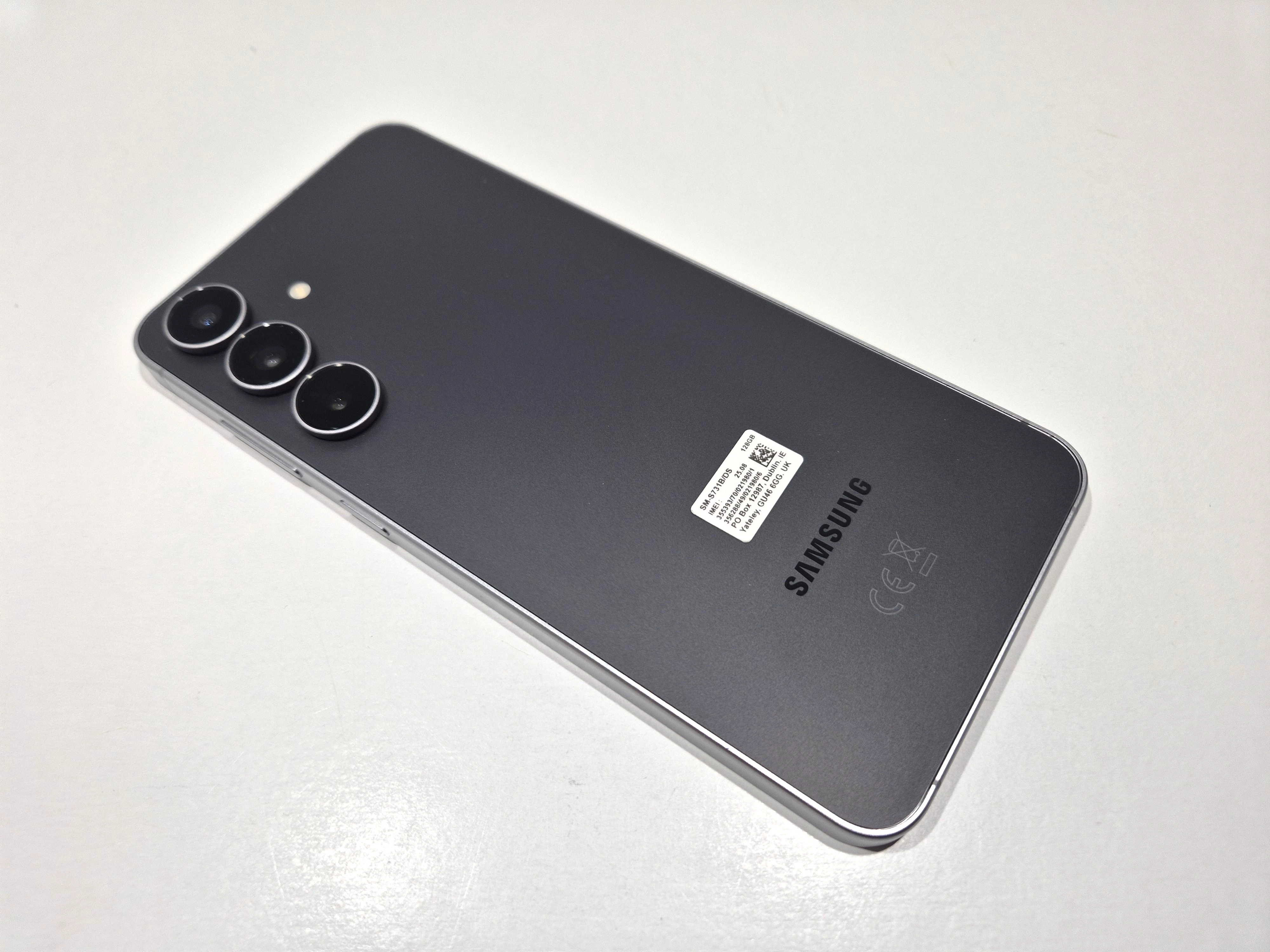 samsung-galaxy-s25-fe-8128gb-na-czesci-kod-producenta-sm-s731bzkdeue