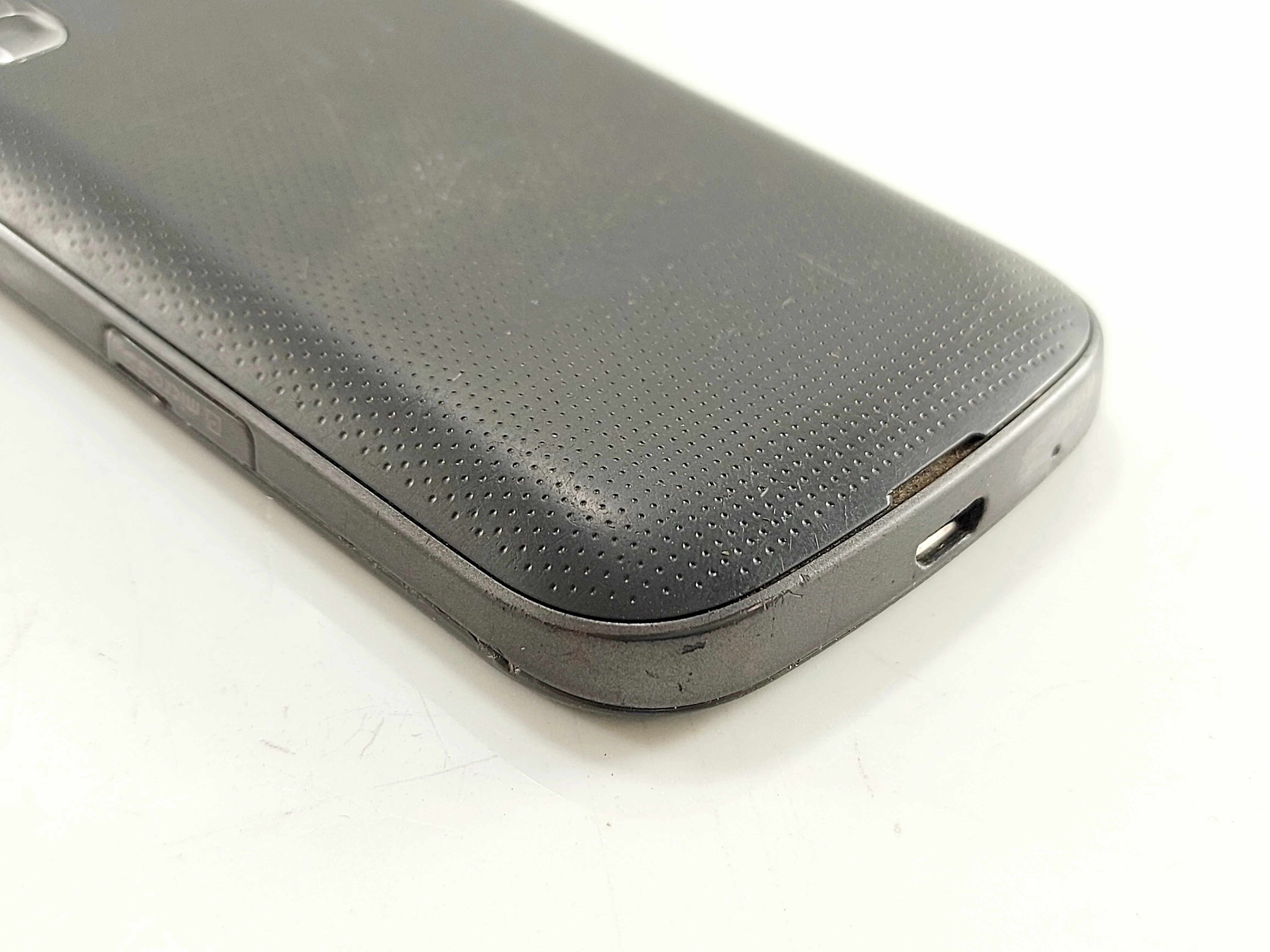 telefon-samsung-gt-s5660-wbudowana-pamiec-202869-214181