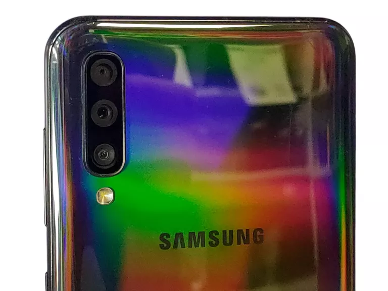 telefon-samsung-galaxy-a50-stan-11323-2