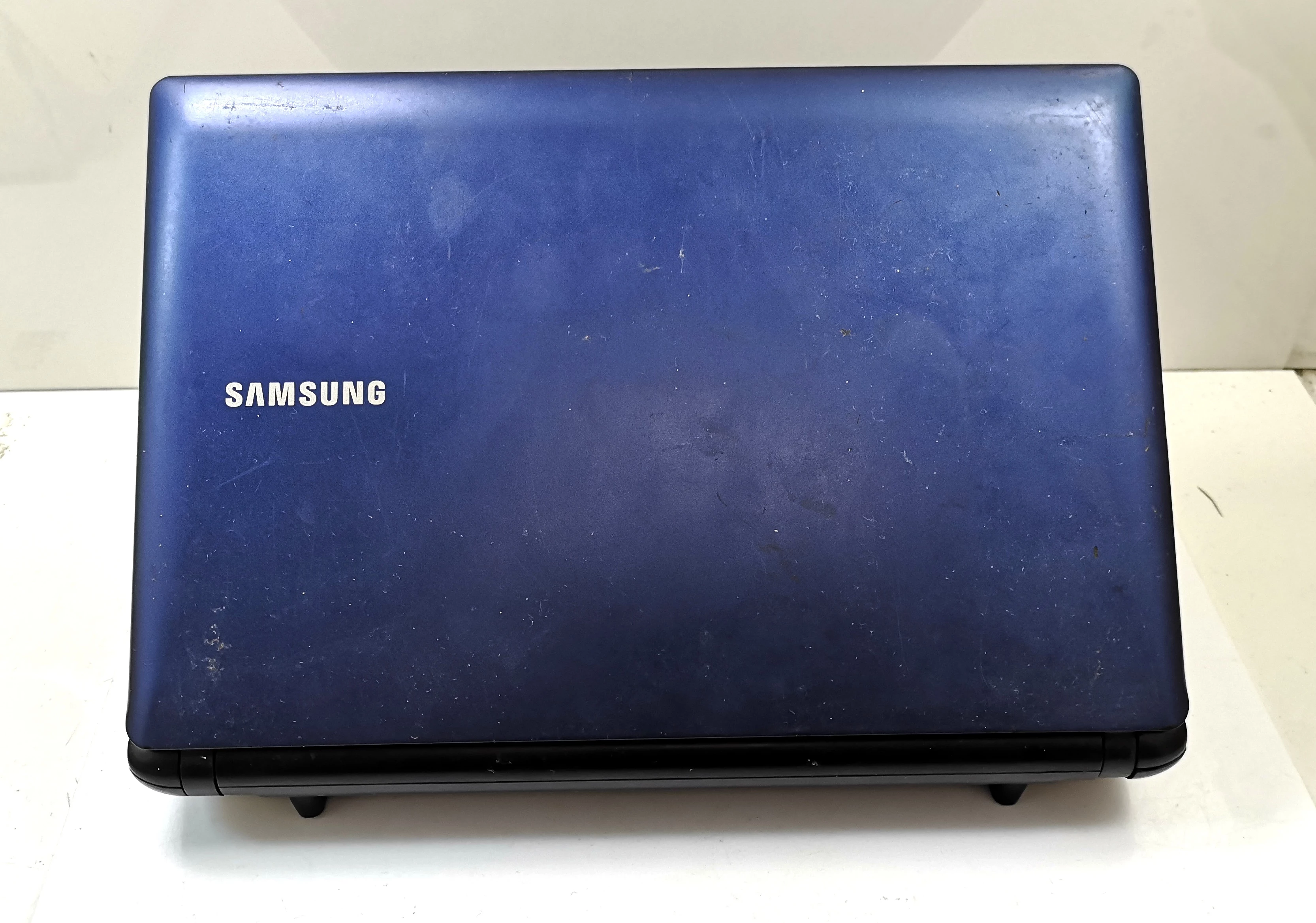 laptop-samsung-np-n150-101-intel-atom-przekatna-ekranu-1010