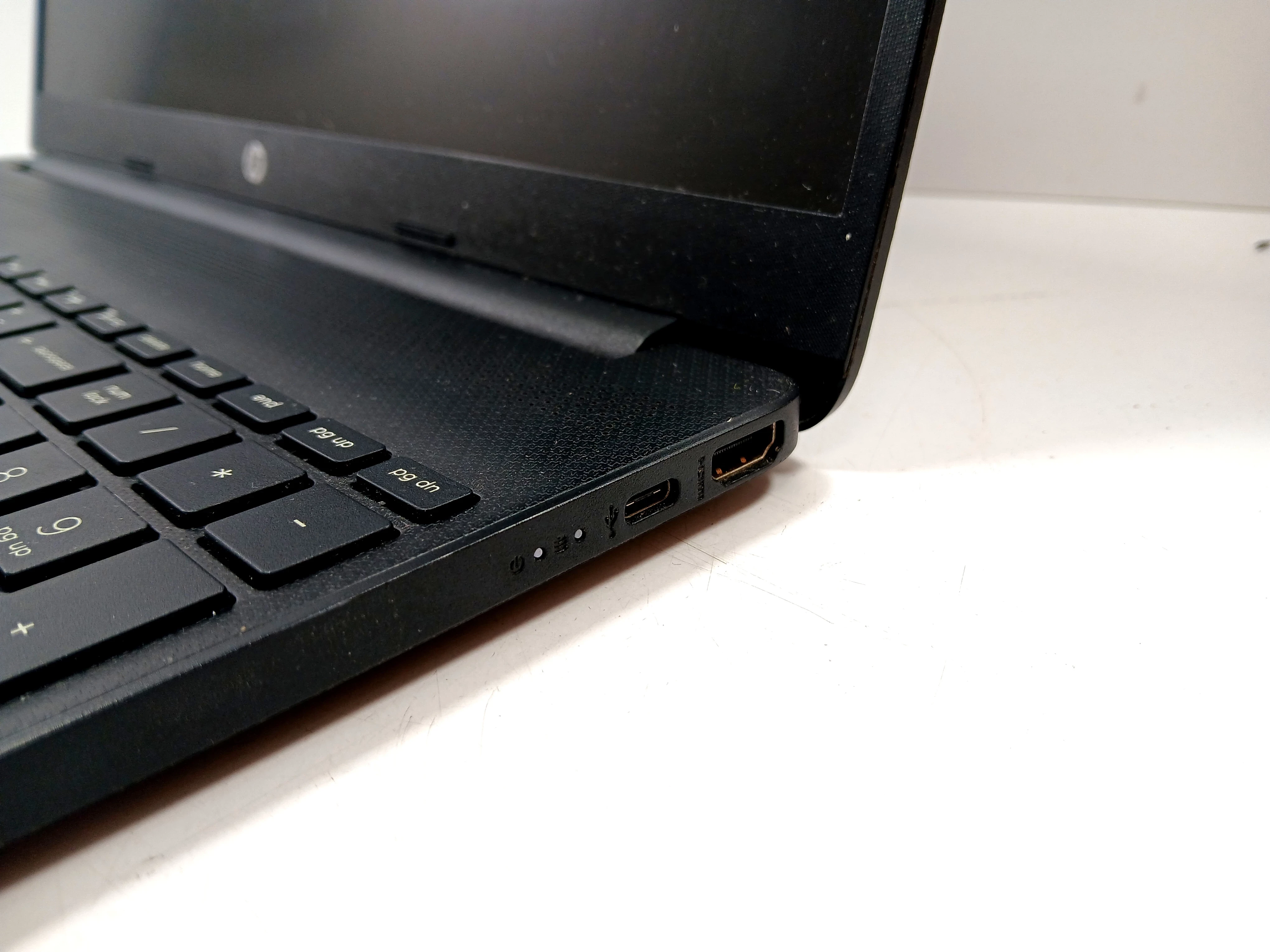 laptop-hp-15s-fq1148nq-i3-1005g116gb240gb-ssdw11integra-kod-producenta-238h2ea