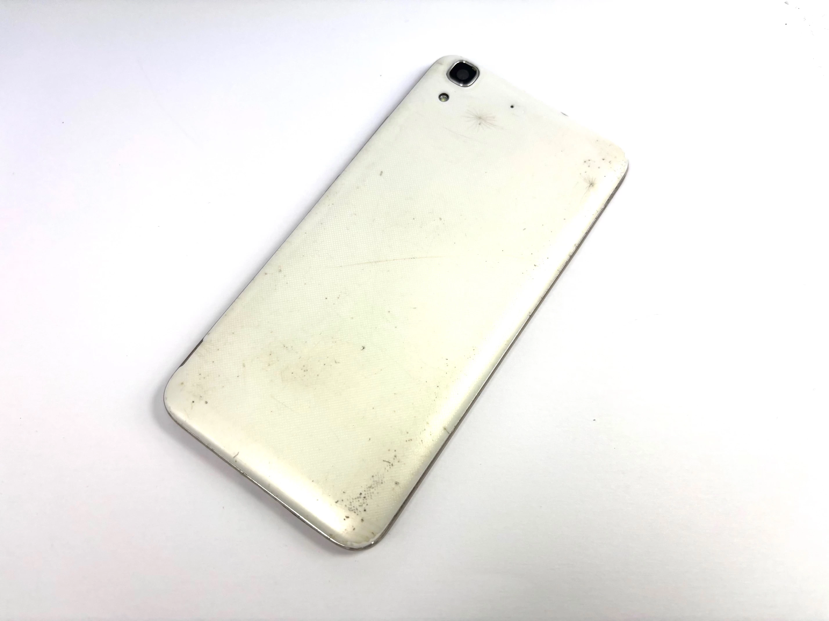 telefon-huawei-y6-18gb-kod-producenta-scl-l01