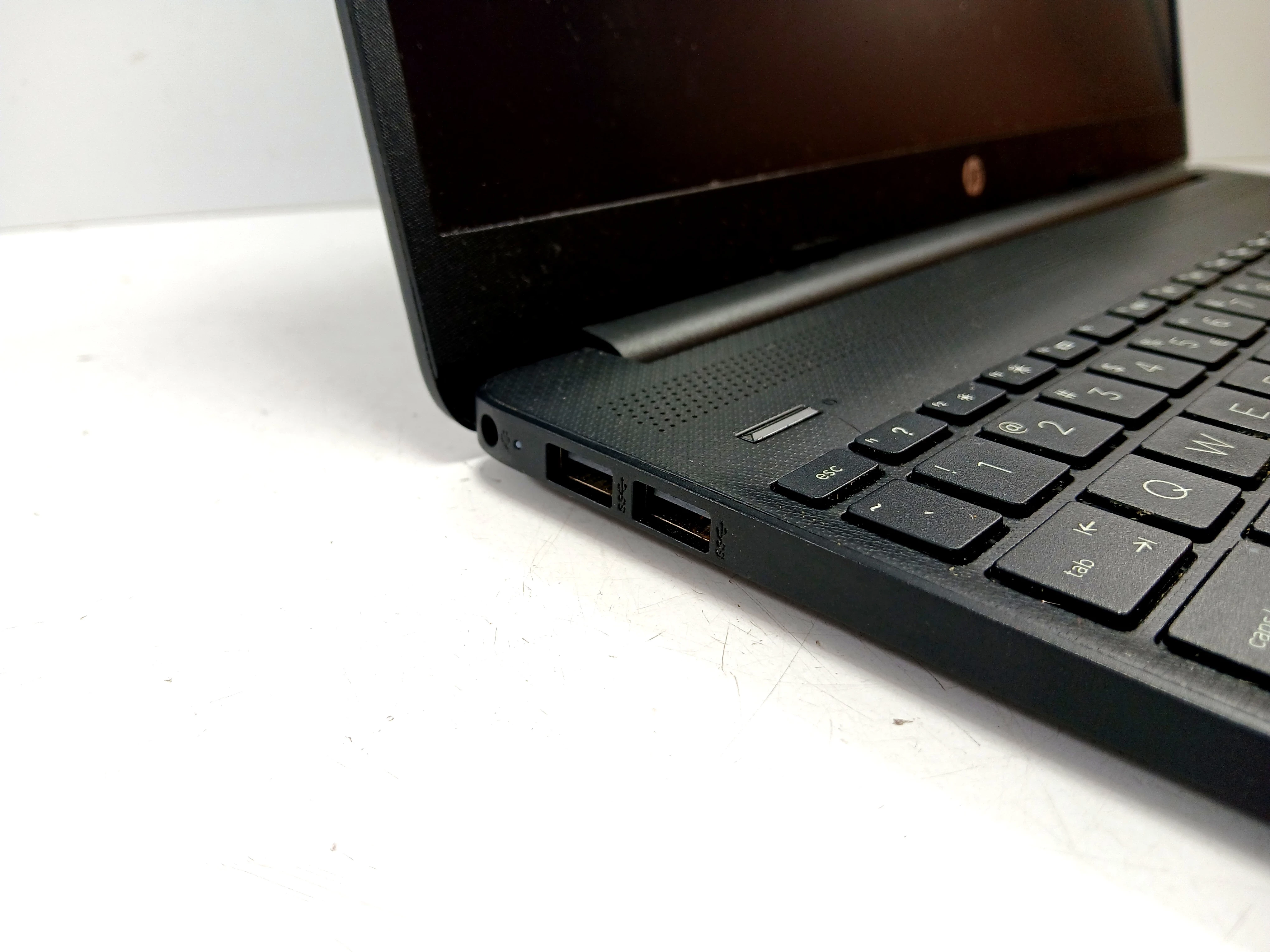 laptop-hp-15s-fq1148nq-i3-1005g116gb240gb-ssdw11integra-stan-11323-2