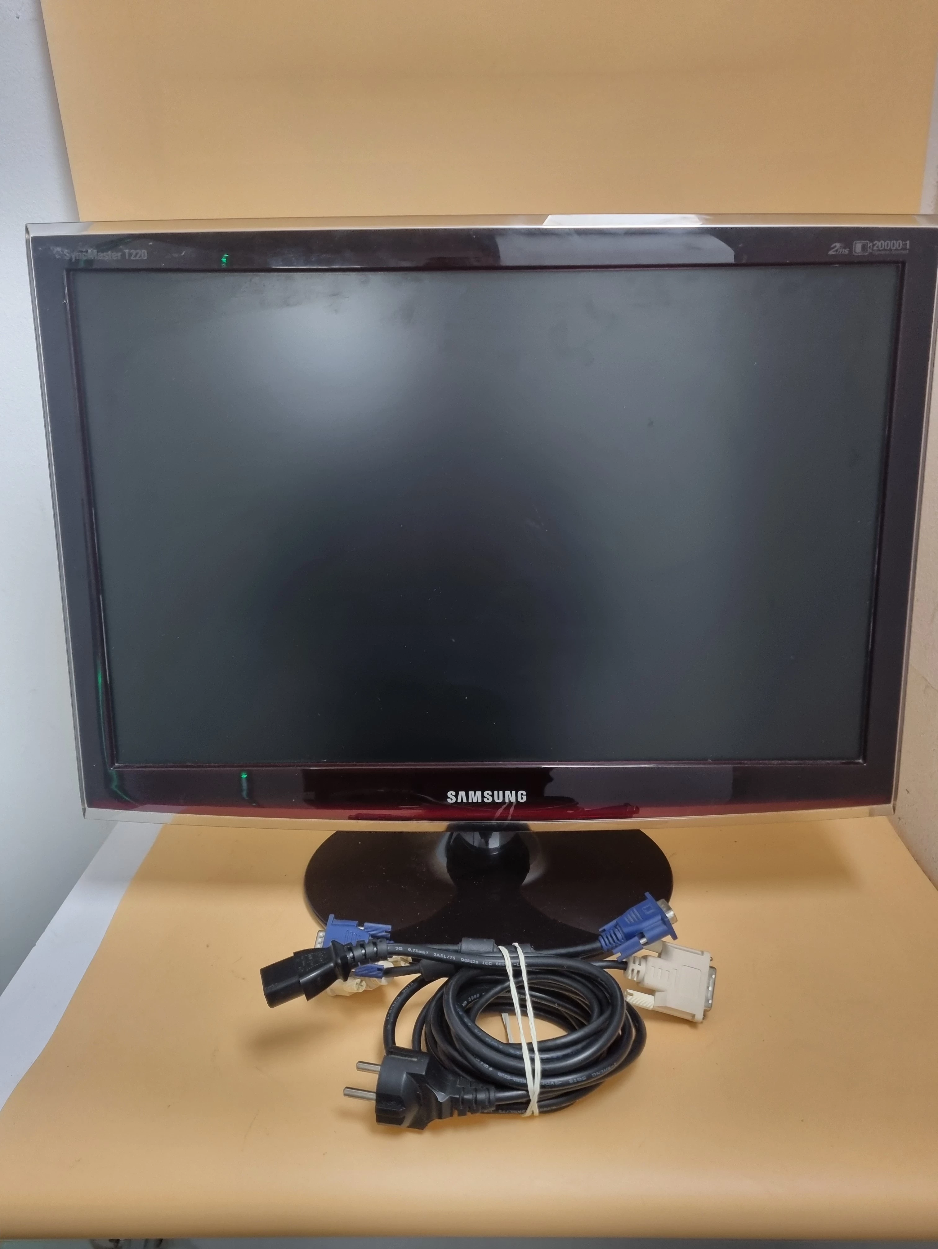 monitor-samsung-t220-kable-jozefczaka-4-bytom