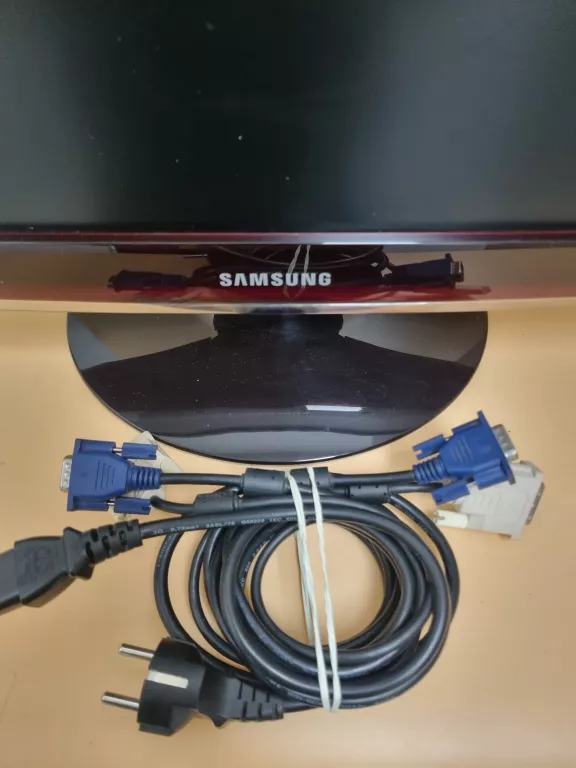 monitor-samsung-t220-kable-przekatna-ekranu-cale-2200