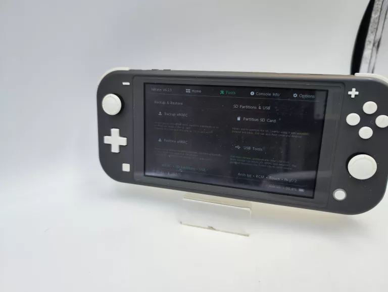konsola-nintendo-switch-lite-hdh-001-ean-gtin-0045496452650