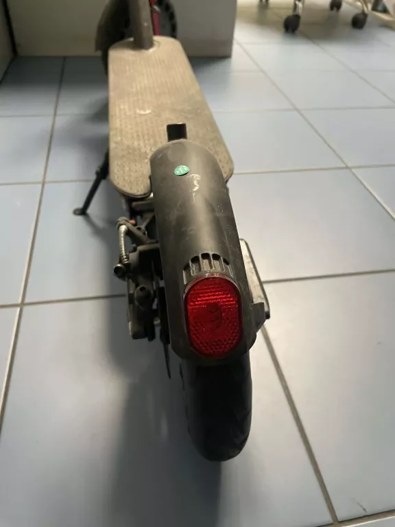 hulajnoga-elektryczna-revolution-r-ev42112-model-r-ev42112