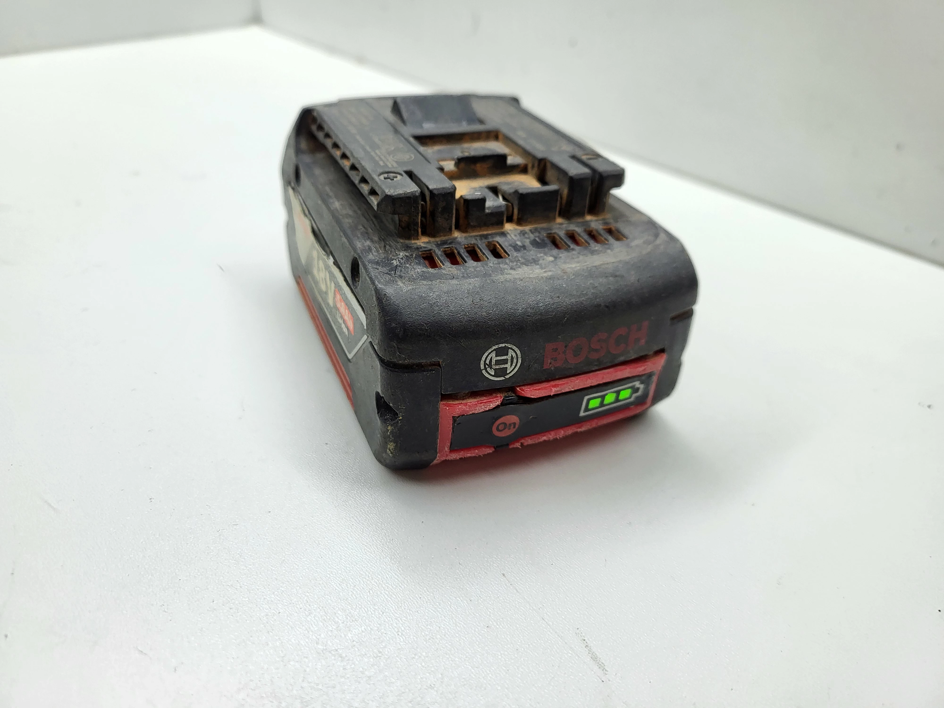 akumulator-bosch-18v-50-ah-marka-248811-950093